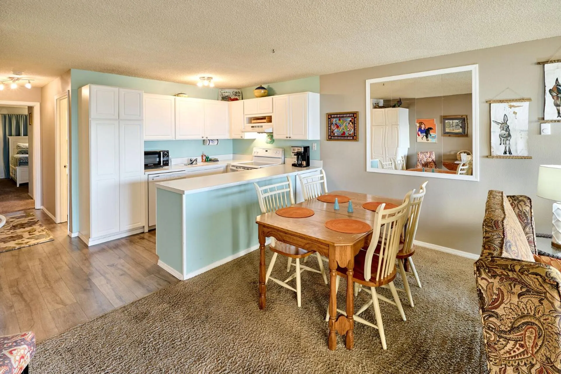 Kitchen or kitchenette in Surftides Plaza Rentals