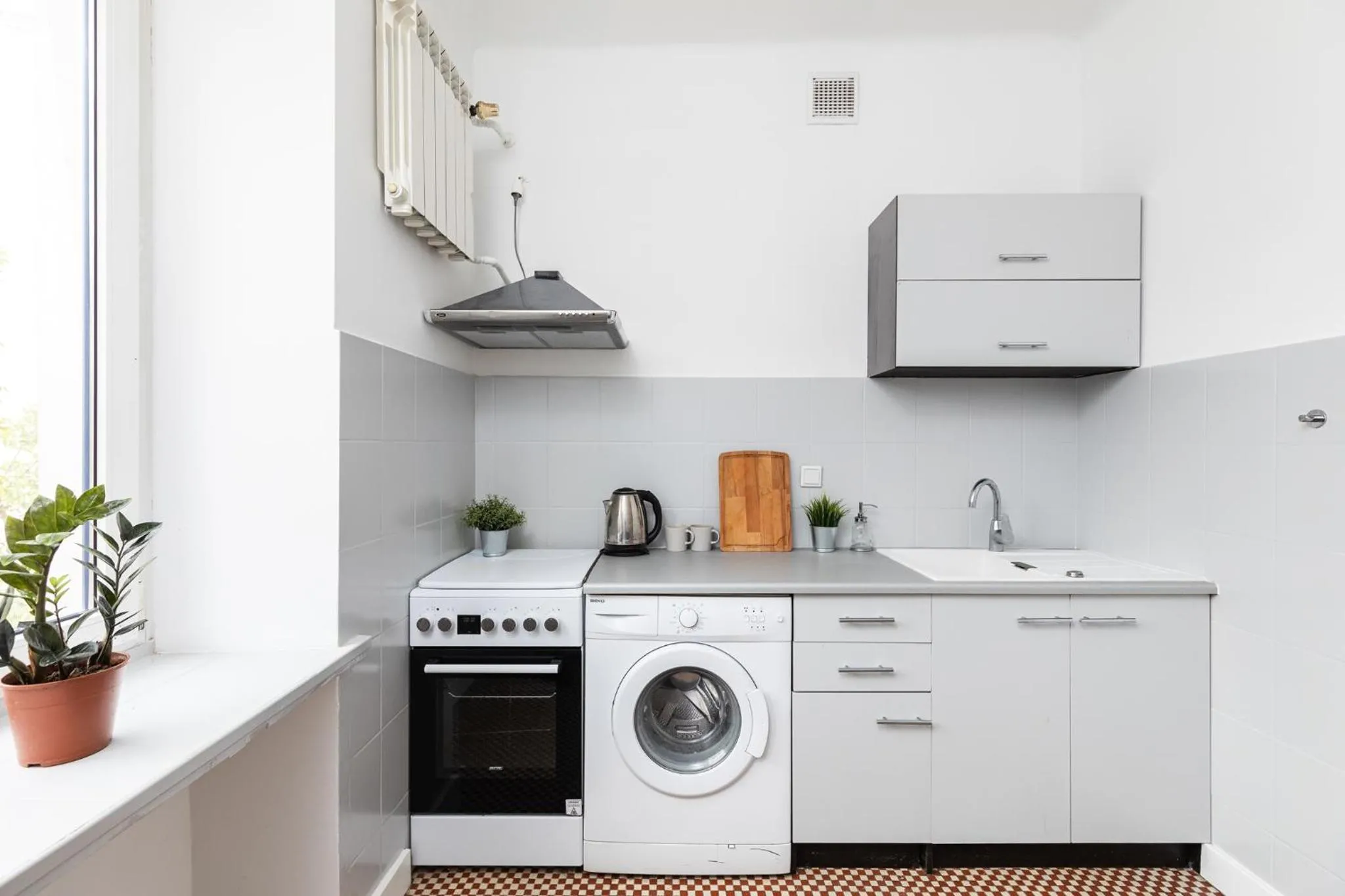 washing machine in SuperApart Żelazna 29 - Blisko Złotych Tarasów