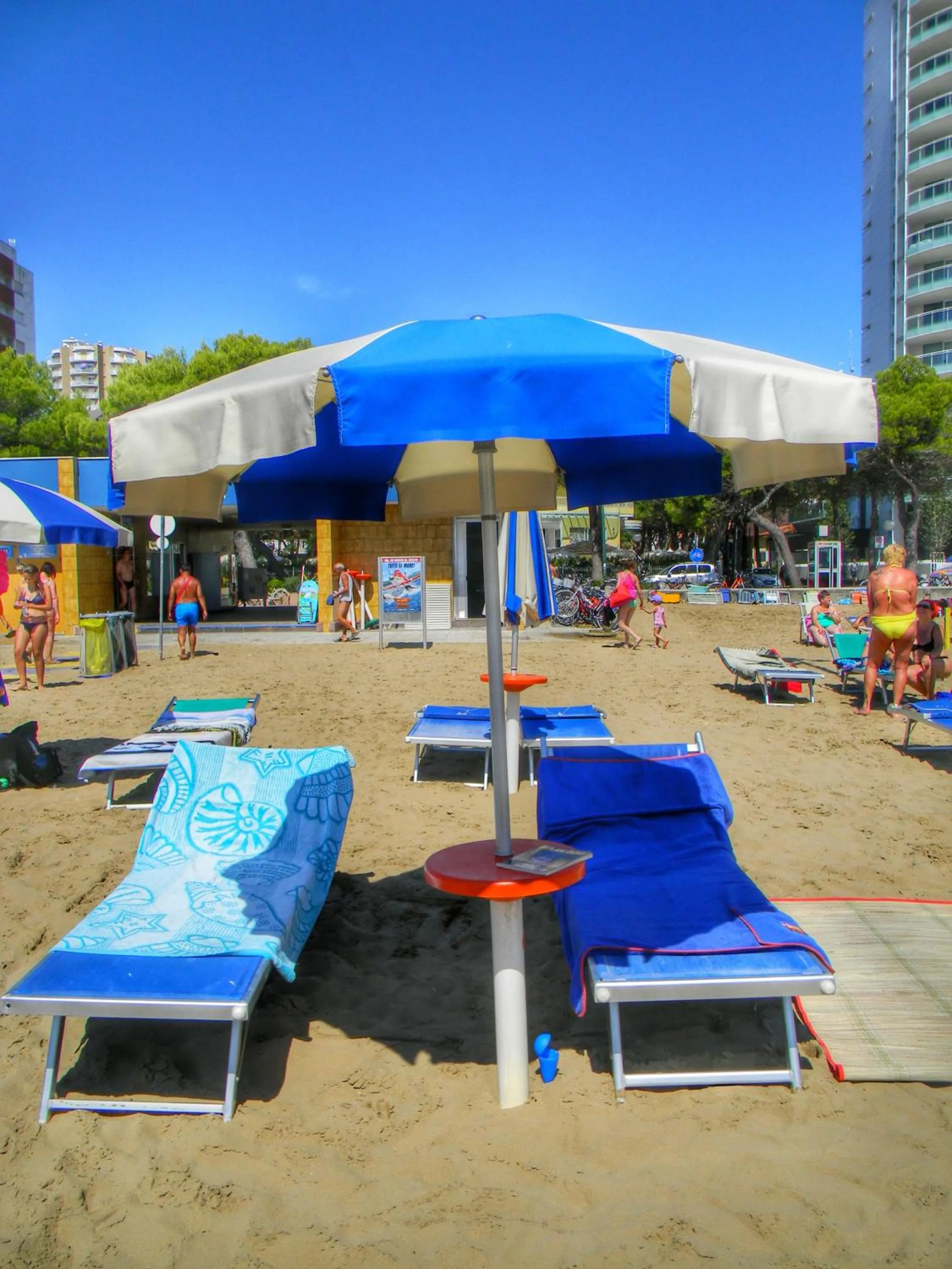 Beach in Aparthotel Ponza