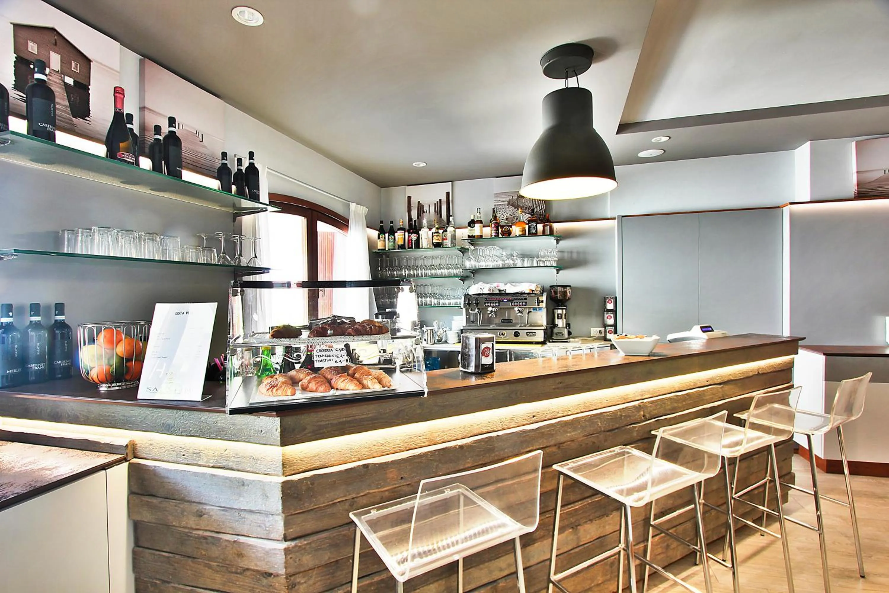 Lounge or bar in Aparthotel Ponza