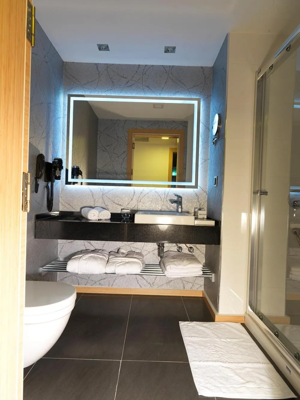 Bathroom in Inci Class Hotel