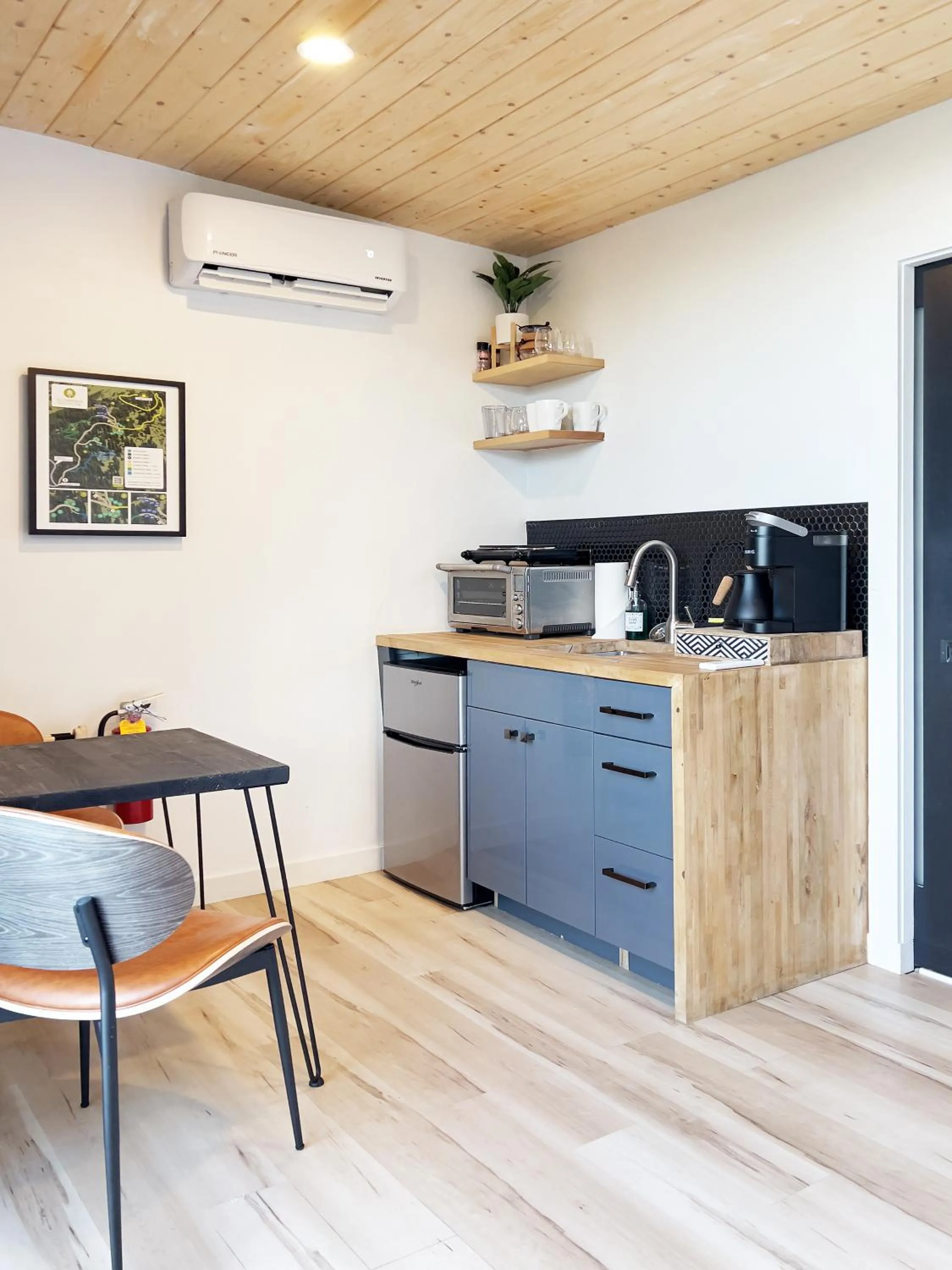 Coffee/tea facilities in The Glamping Collective