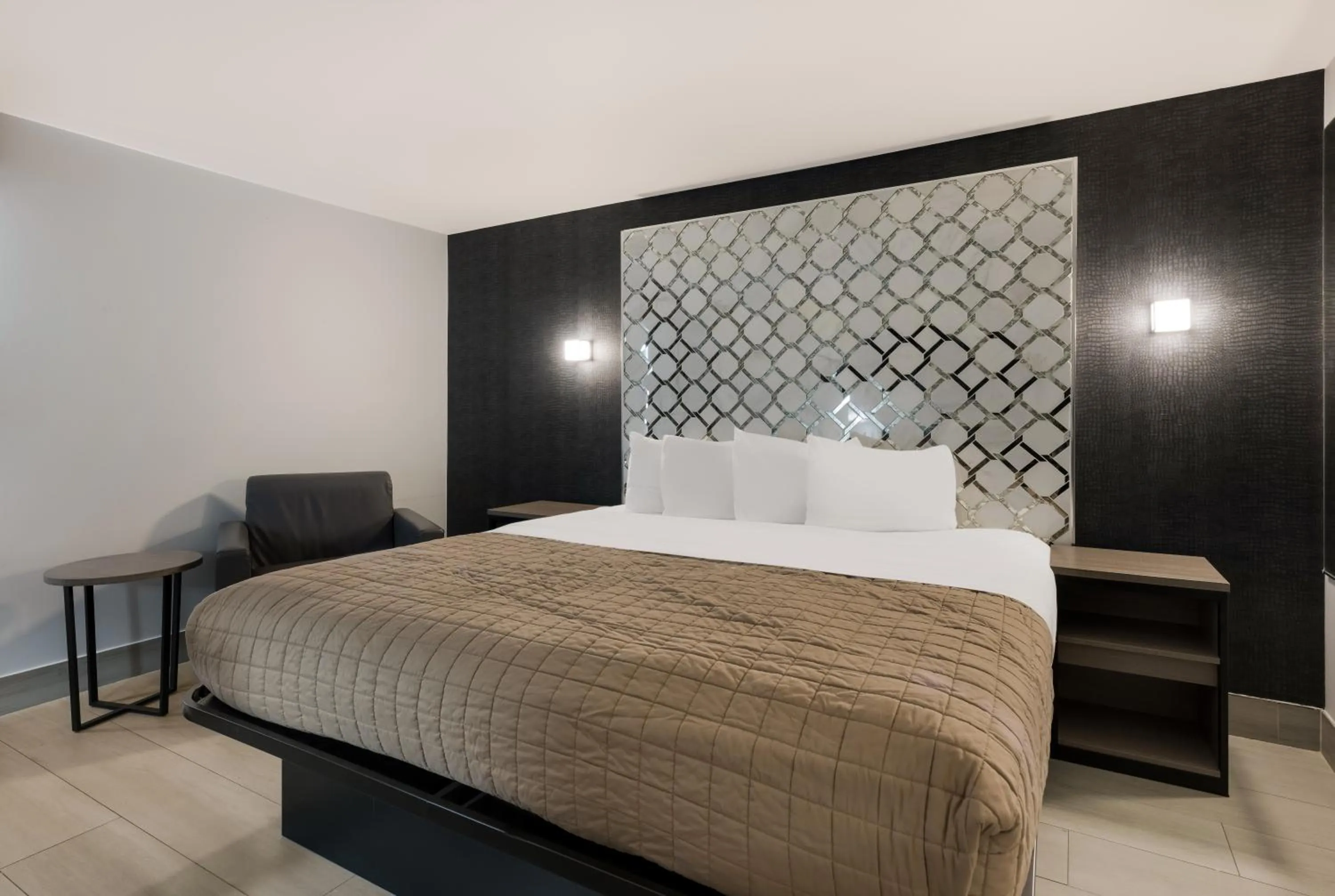 Bed in Essence Express Wayne