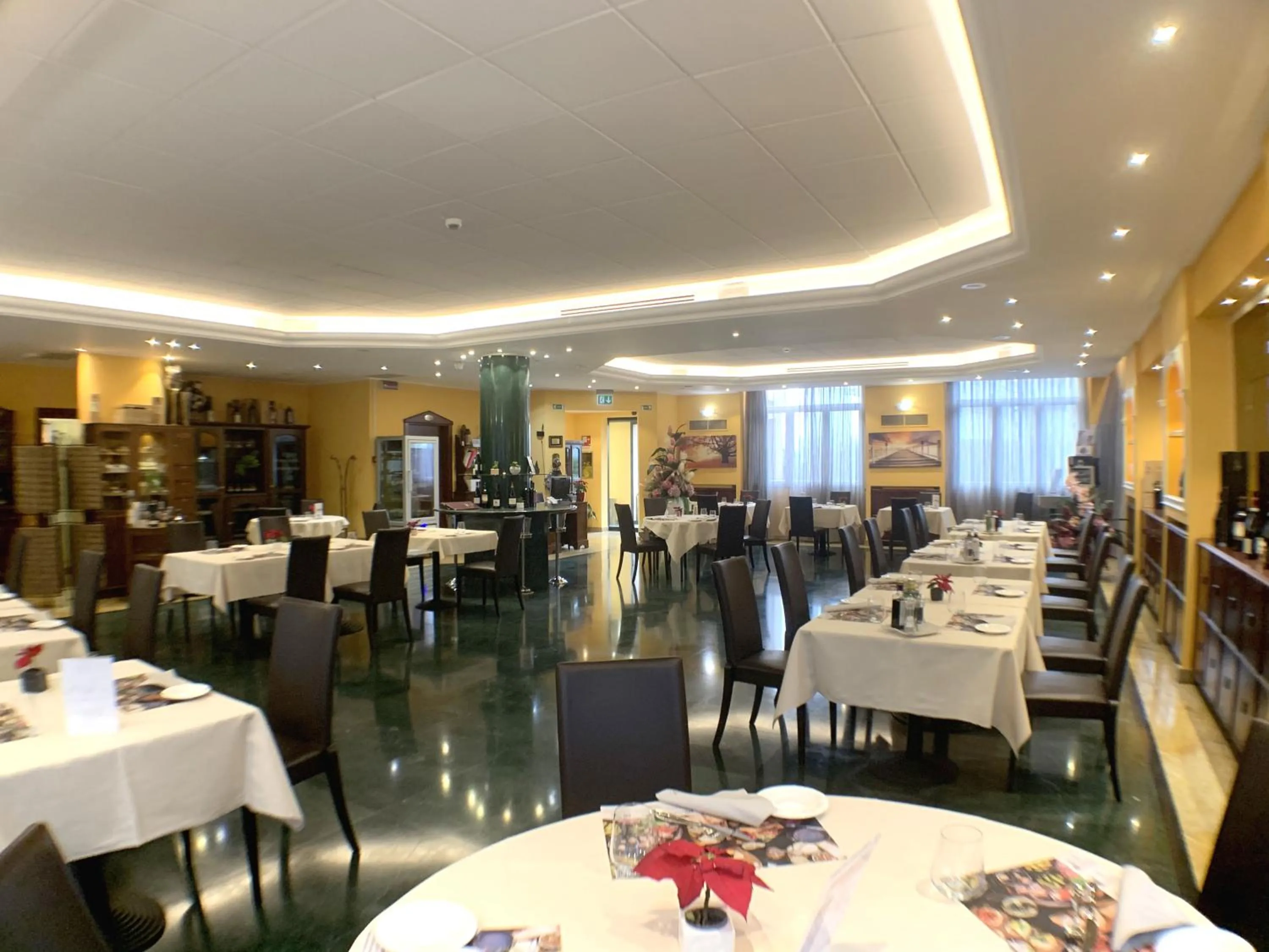 Restaurant/places to eat in As Hotel Dei Giovi