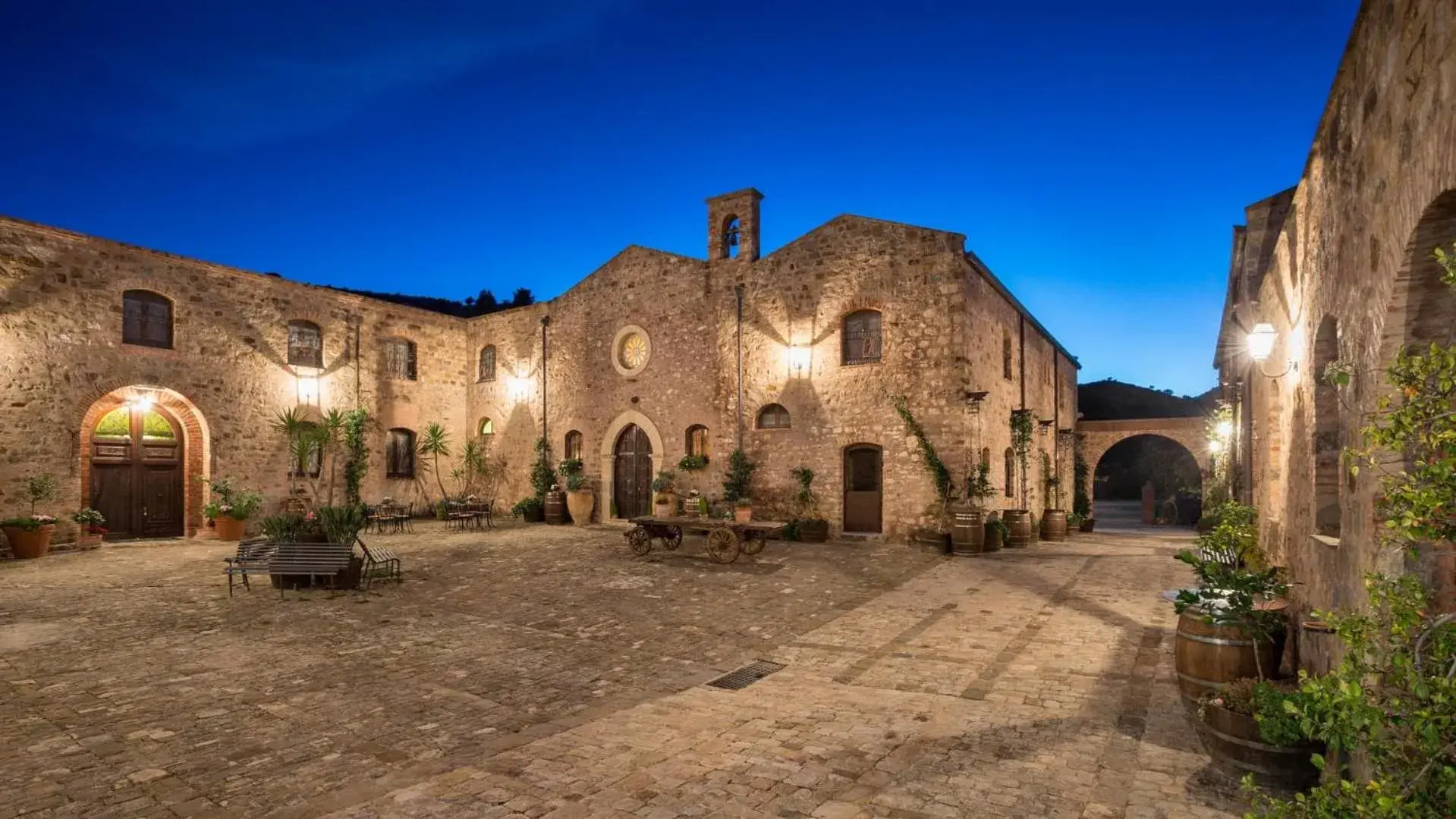 Relais Abbazia Santa Anastasia Resort & Winery Relais Abbazia Santa Anastasia Resort & Winery