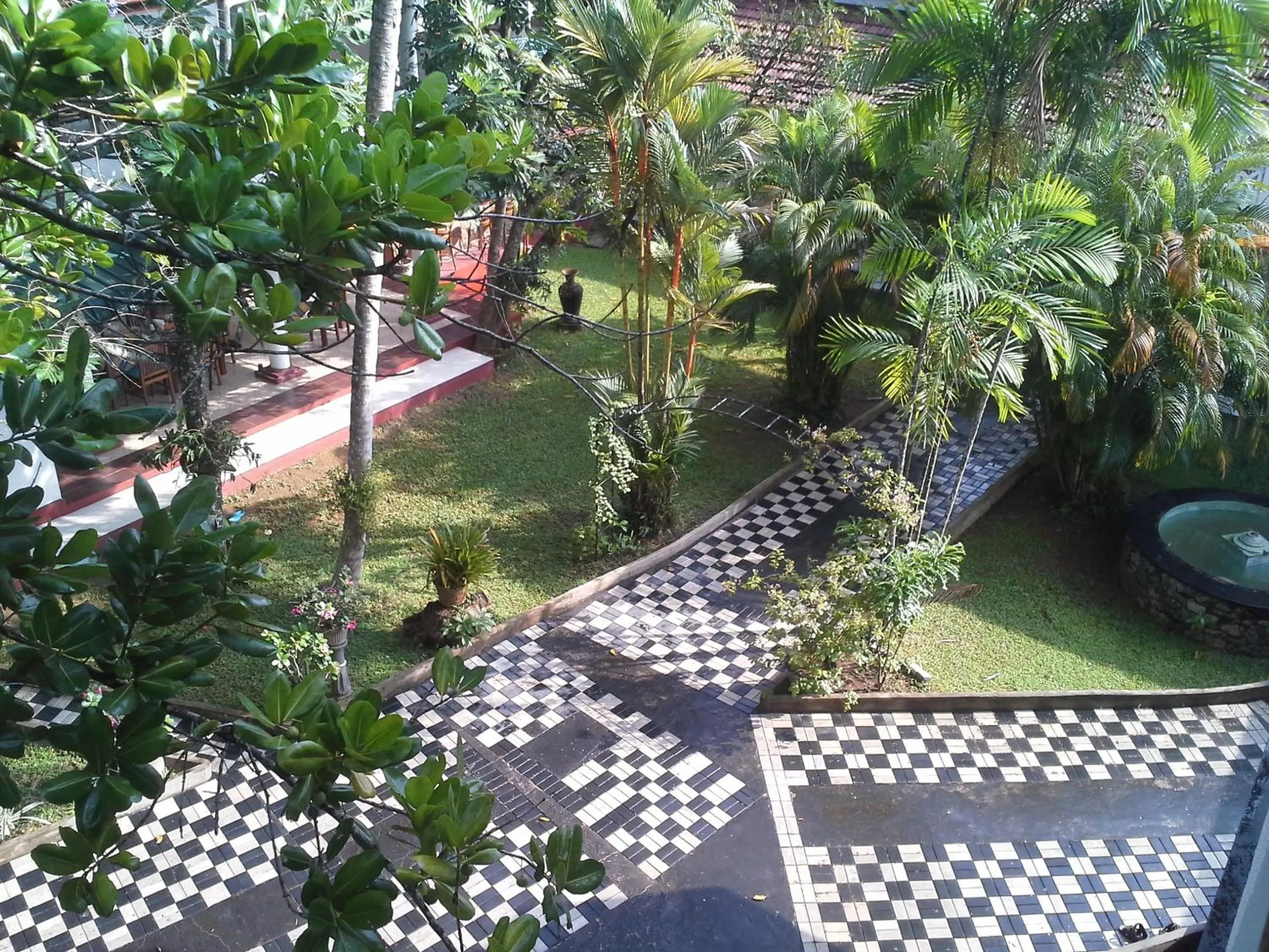 Garden view in White Bridge House & Resort