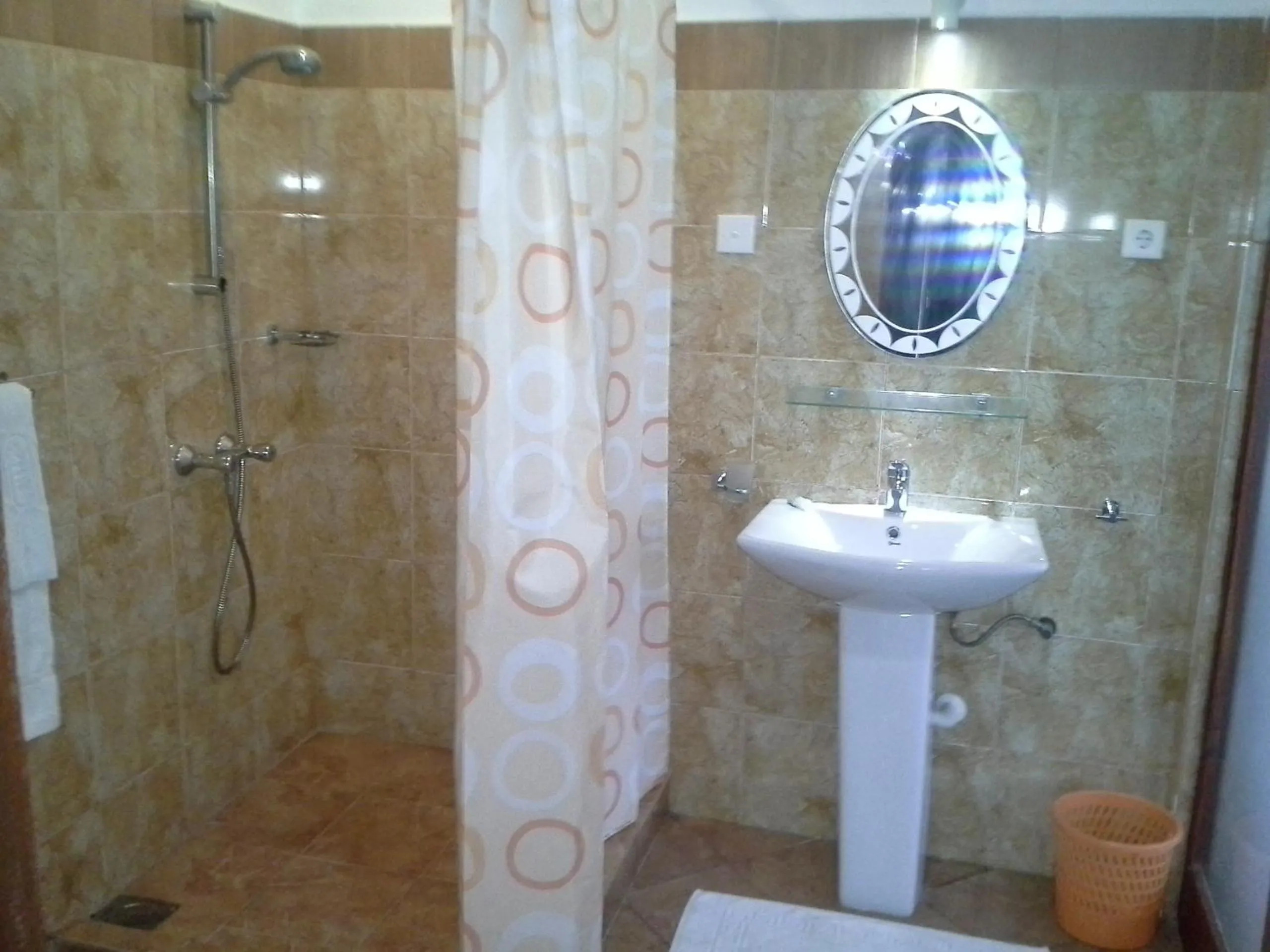 Bathroom in White Bridge House & Resort