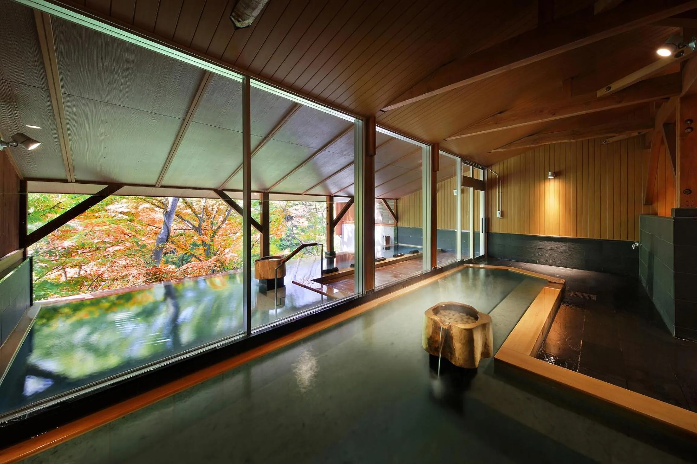 Hot Spring Bath in Nanaeyae