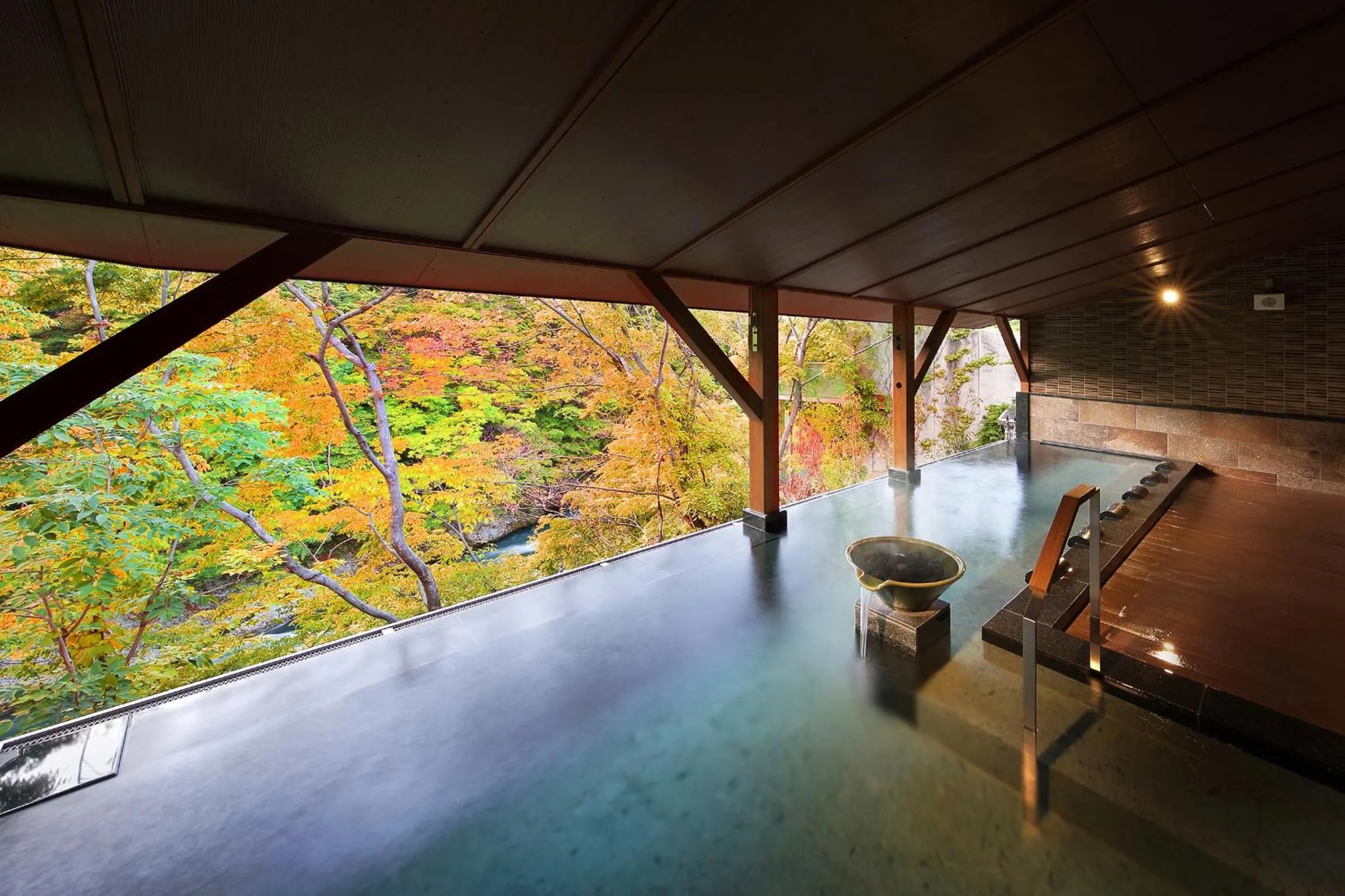 Hot Spring Bath in Nanaeyae