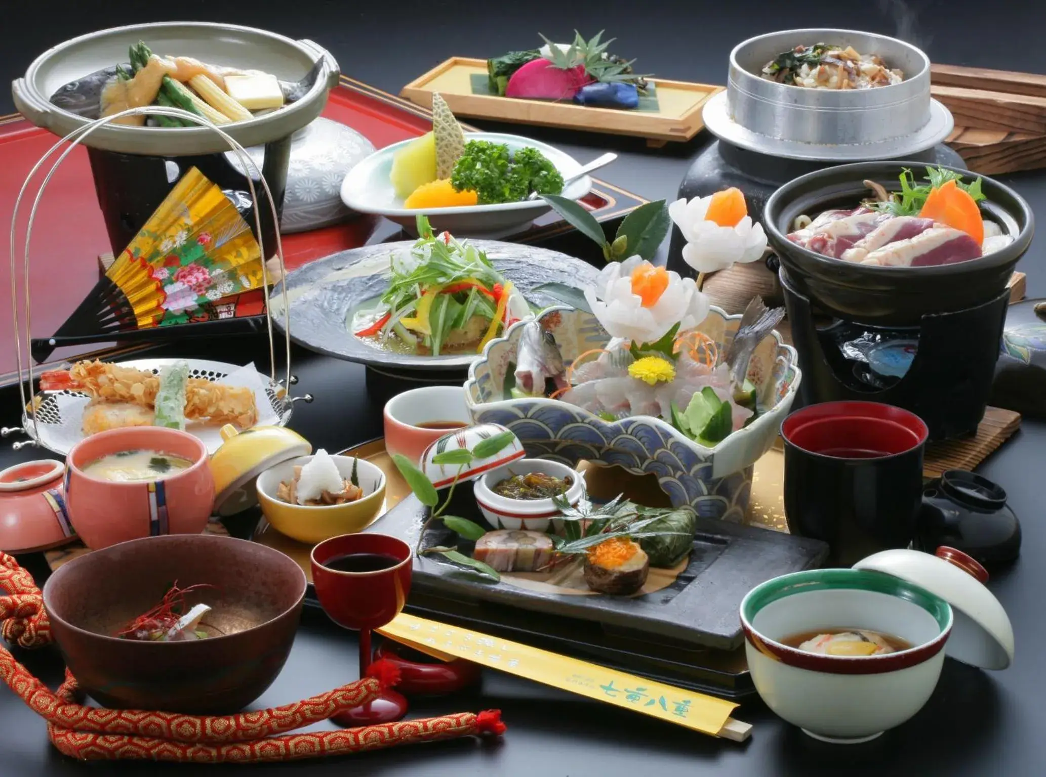 Food and drinks in Nanaeyae Food and drinks in Nanaeyae