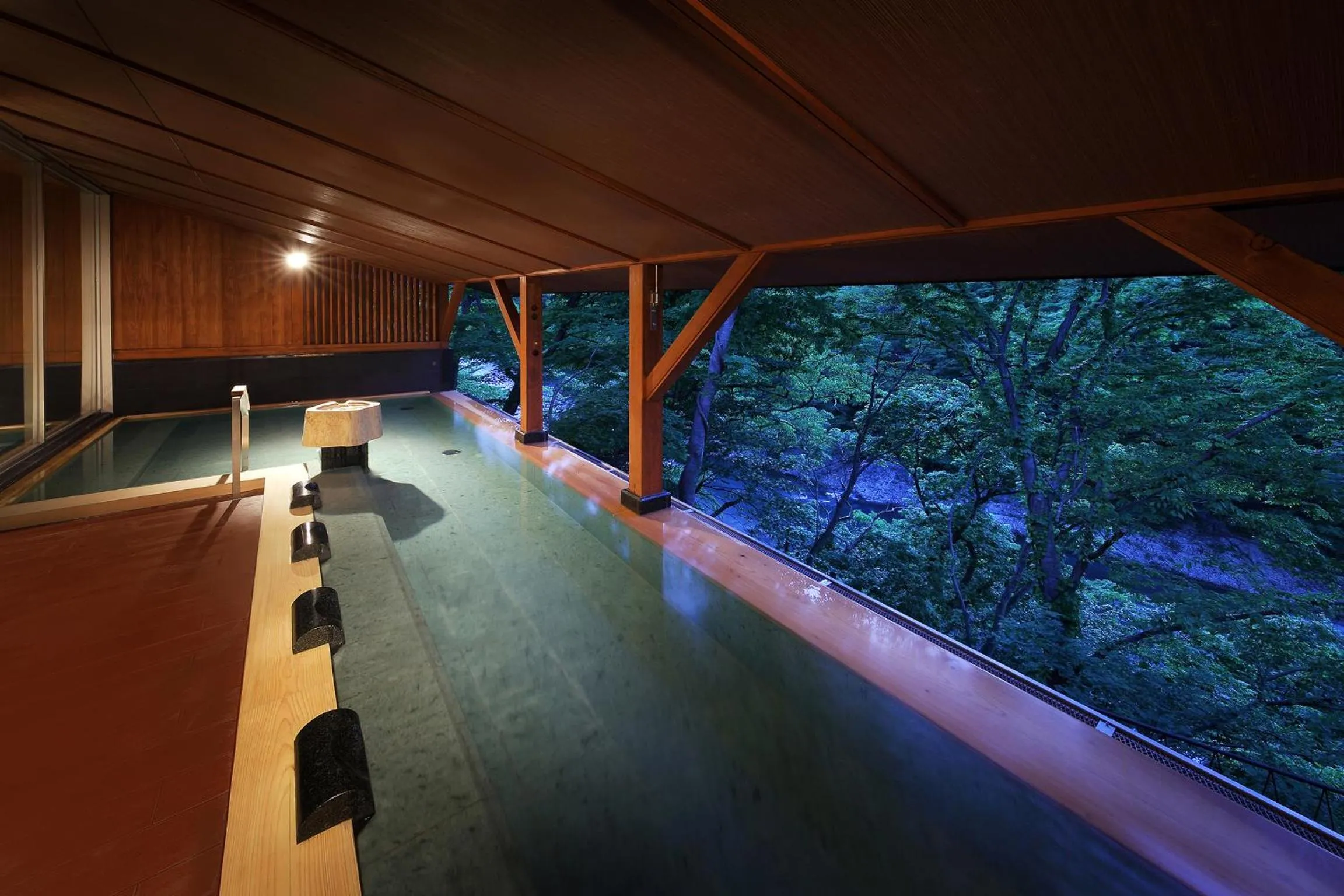 Hot Spring Bath in Nanaeyae
