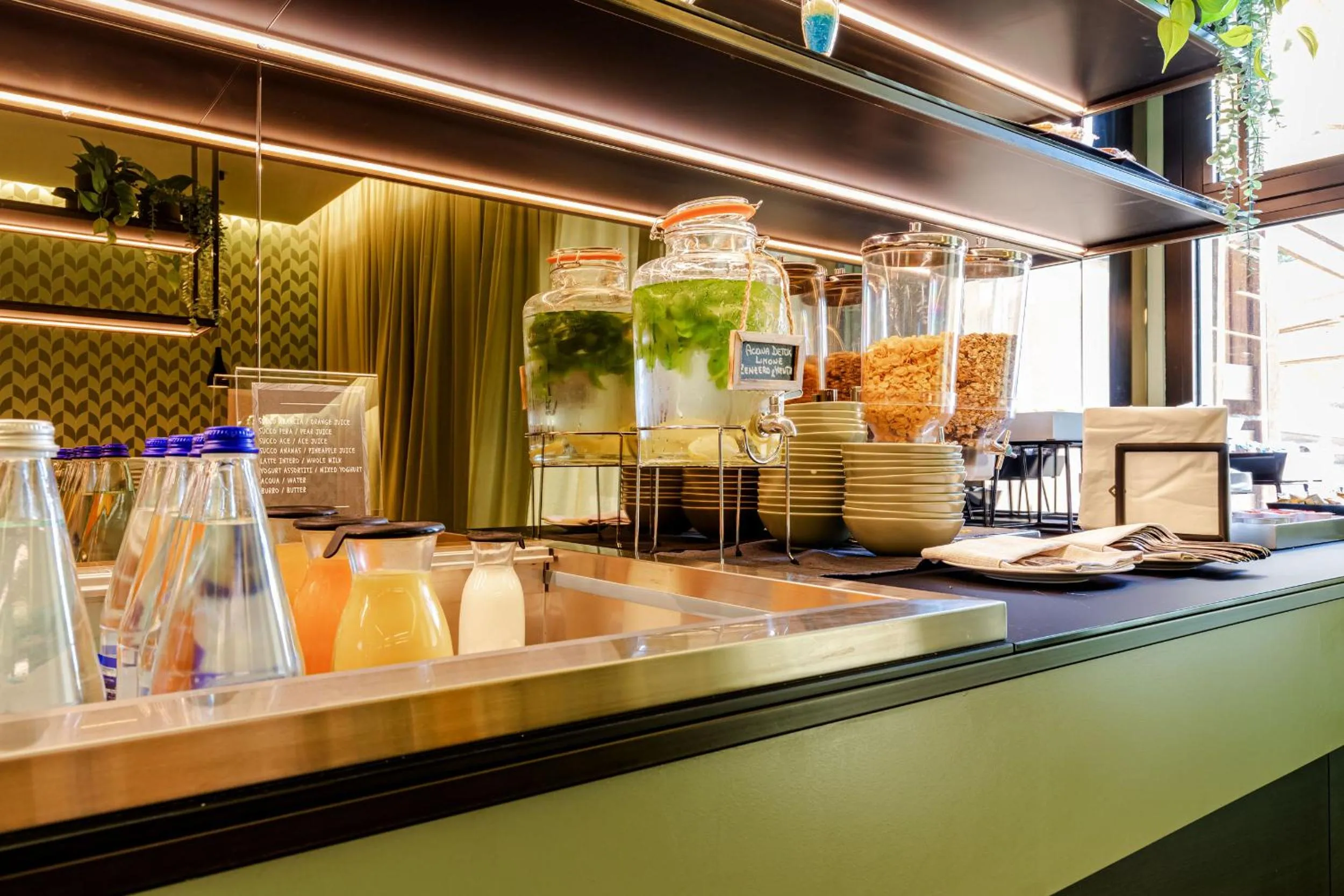 Breakfast in Motel Rona