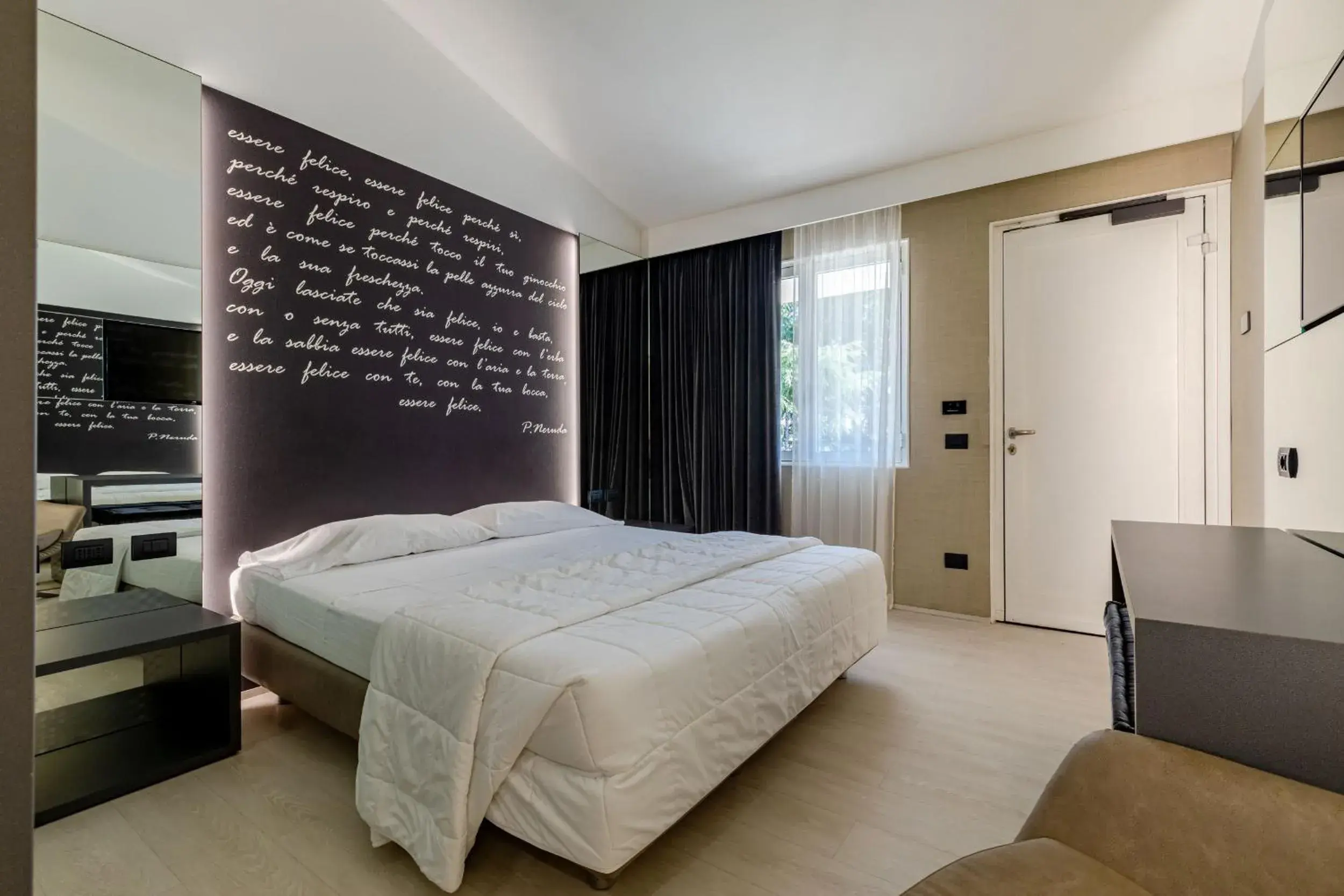 Deluxe Double Room in Motel Rona Deluxe Double Room in Motel Rona