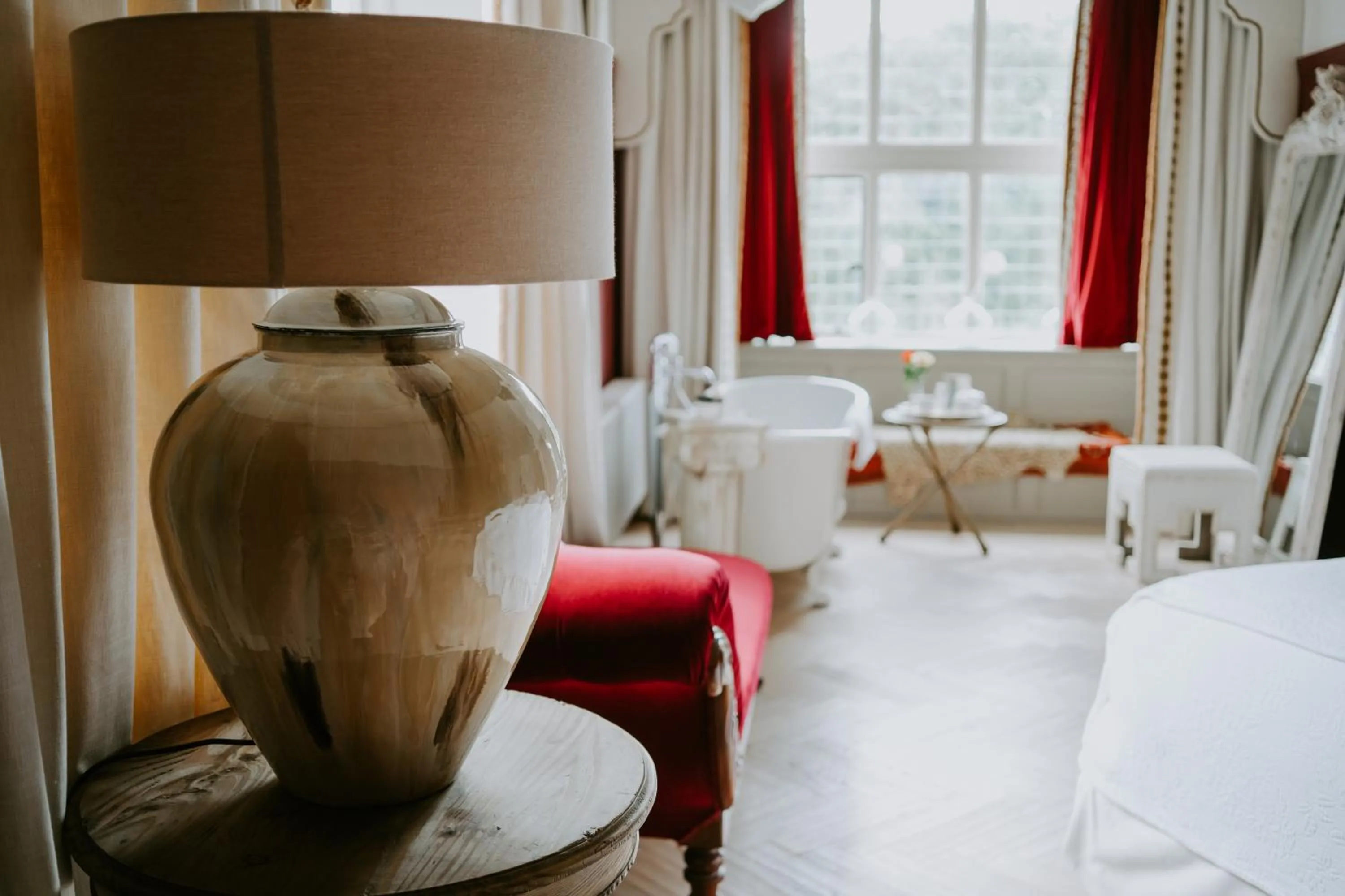 Living room, Bed in HIGHFIELD