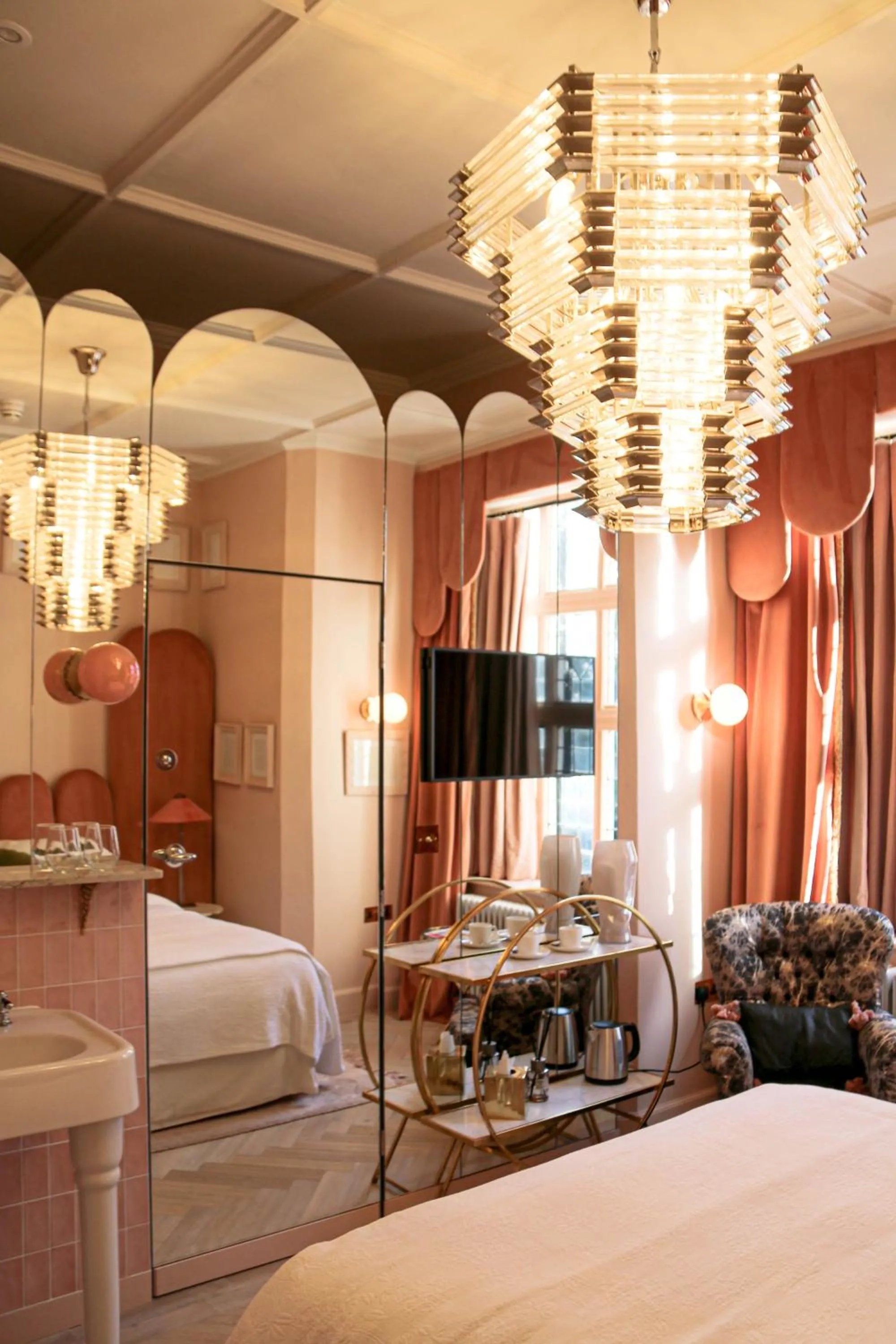 TV and multimedia, Bed in HIGHFIELD