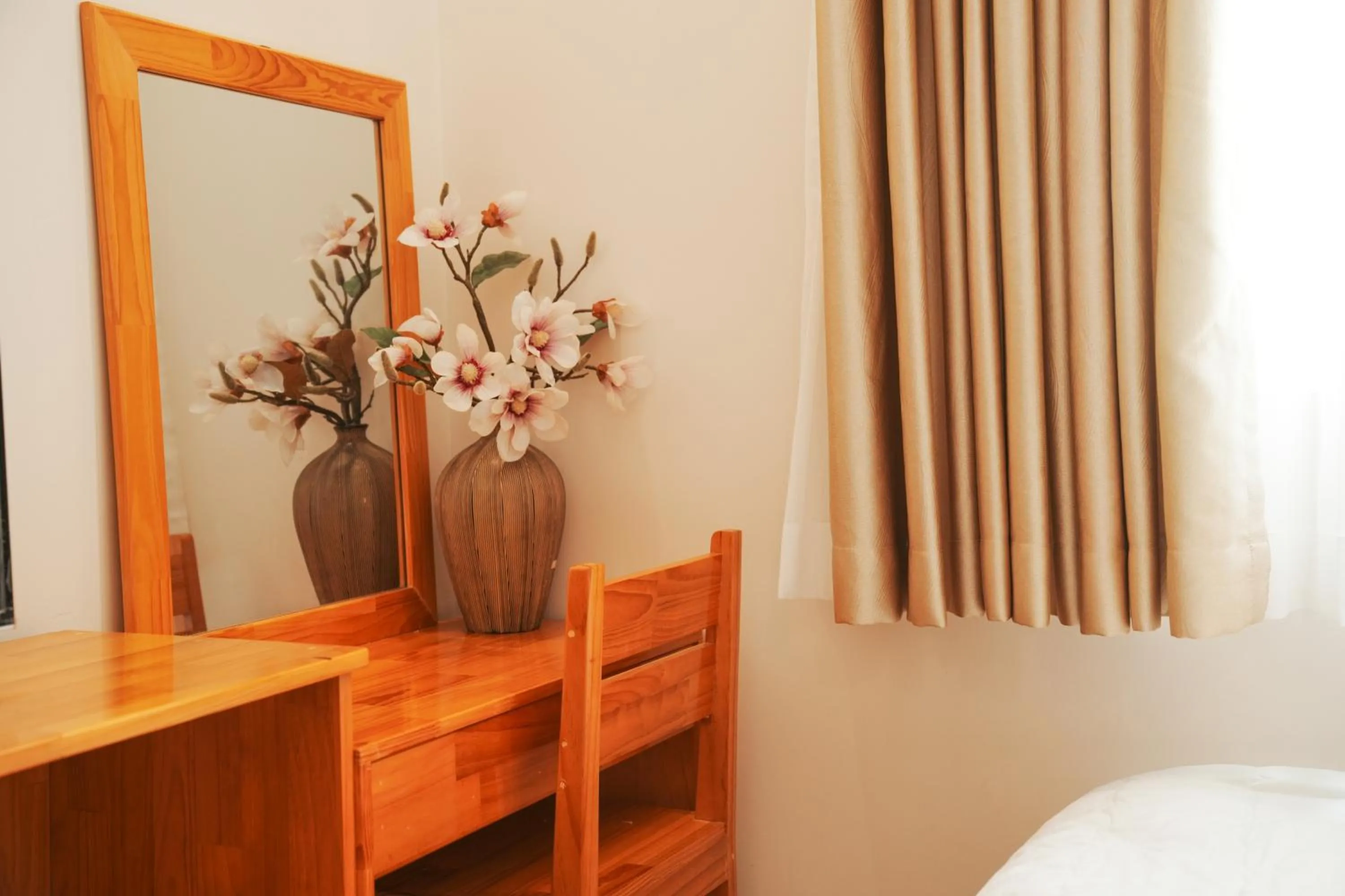 Seating area in Soho Inn