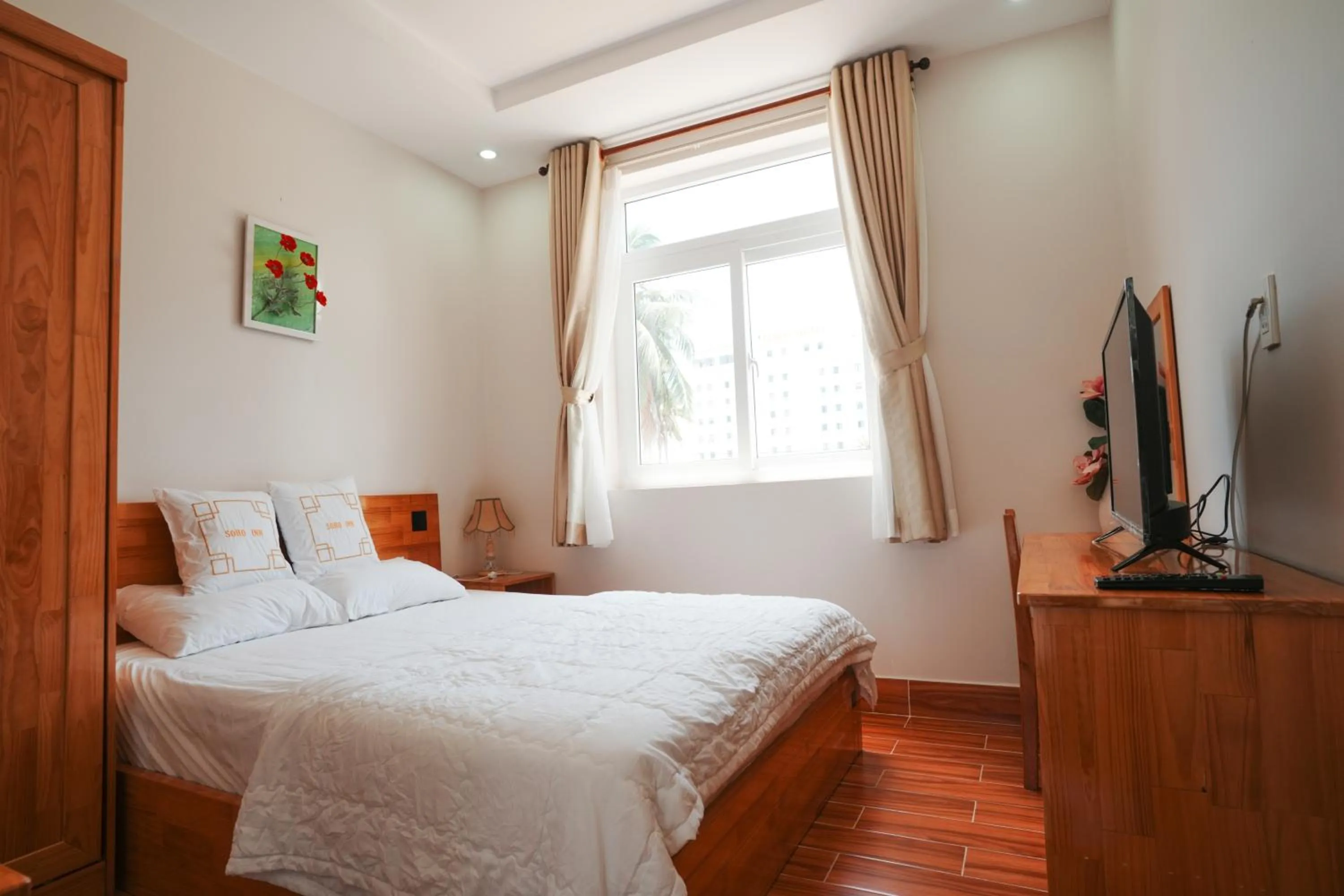 Photo of the whole room in Soho Inn