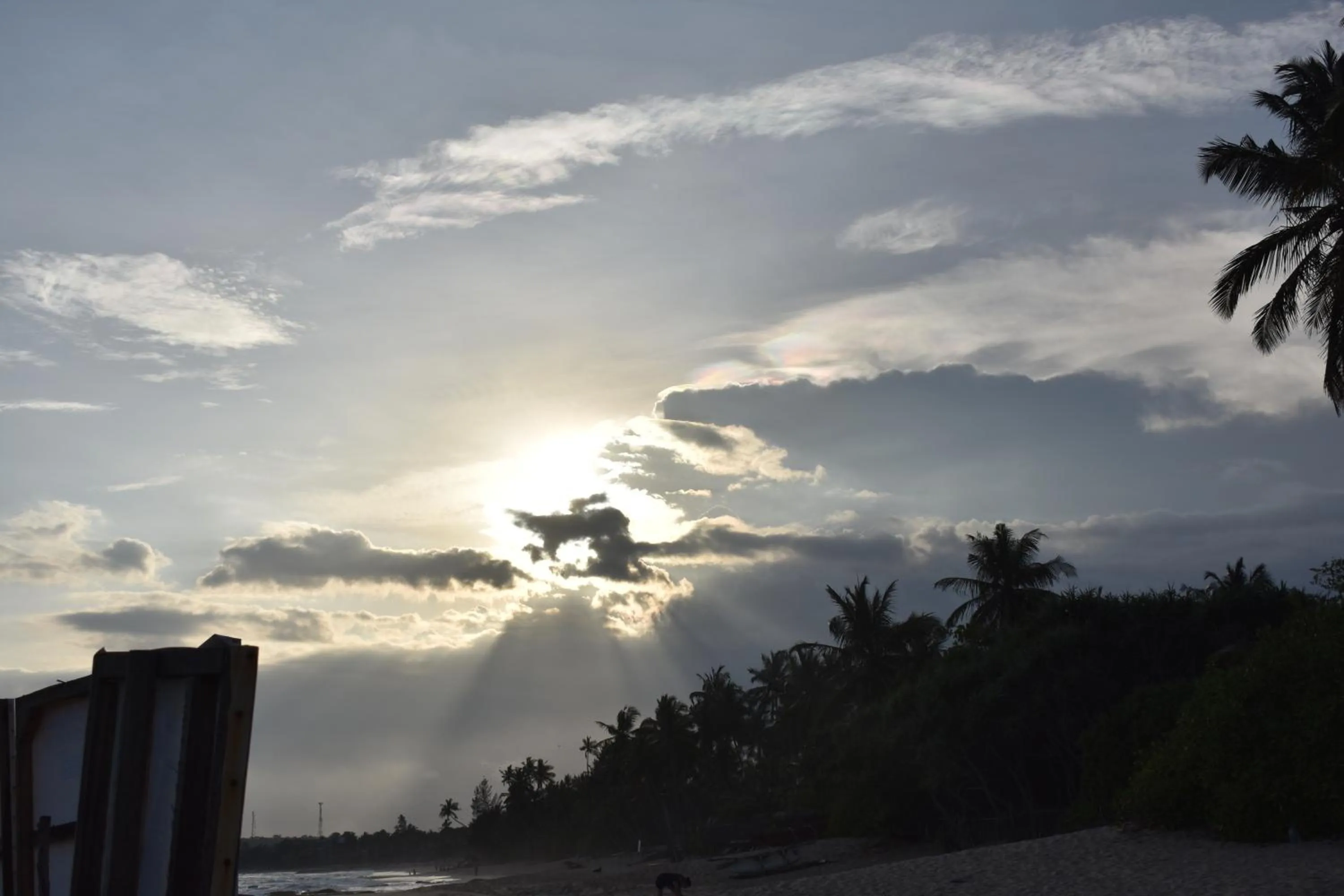 Sunrise in Little Pumpkin Cabanas & seafood restaurant