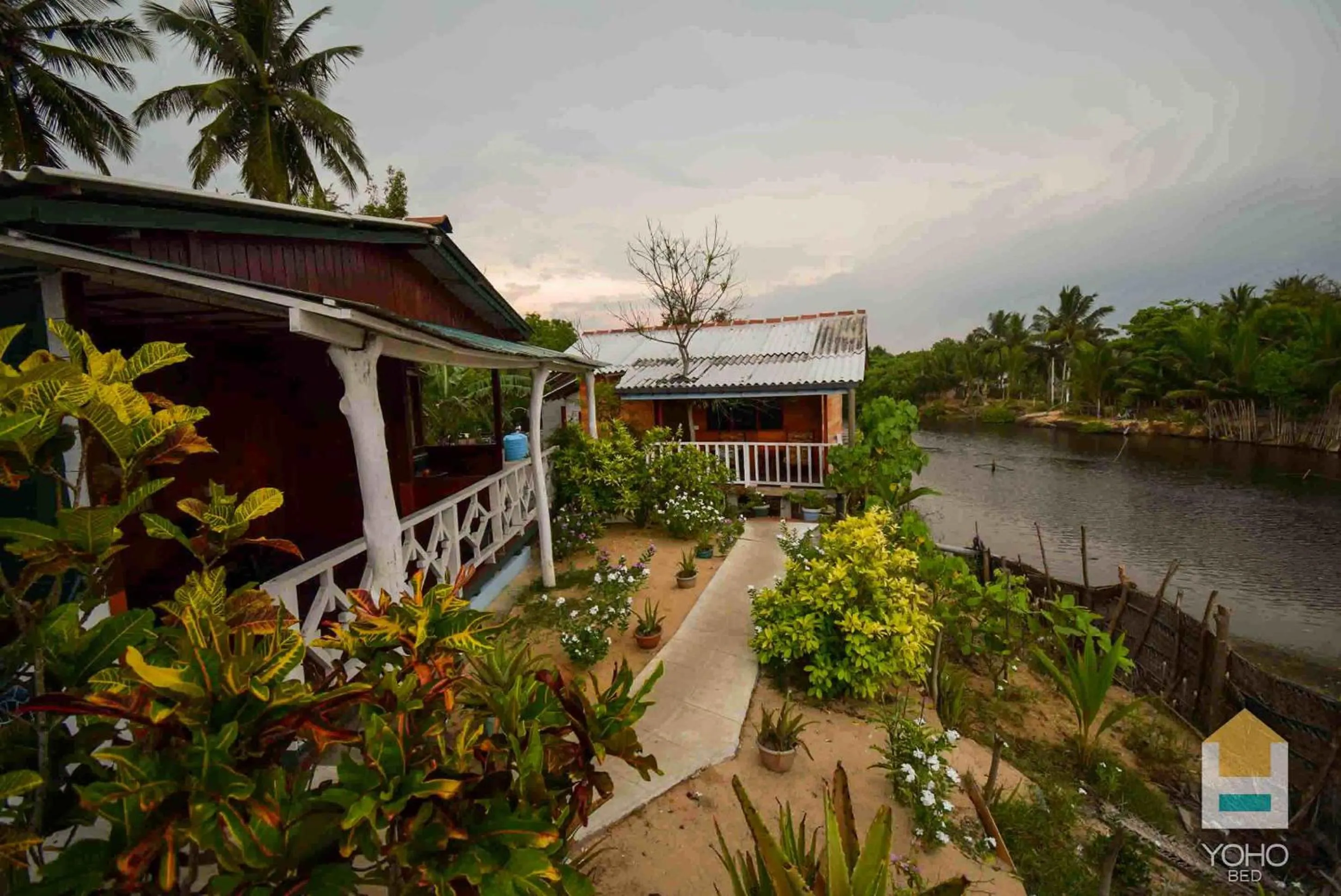 Property building in Little Pumpkin Cabanas & seafood restaurant