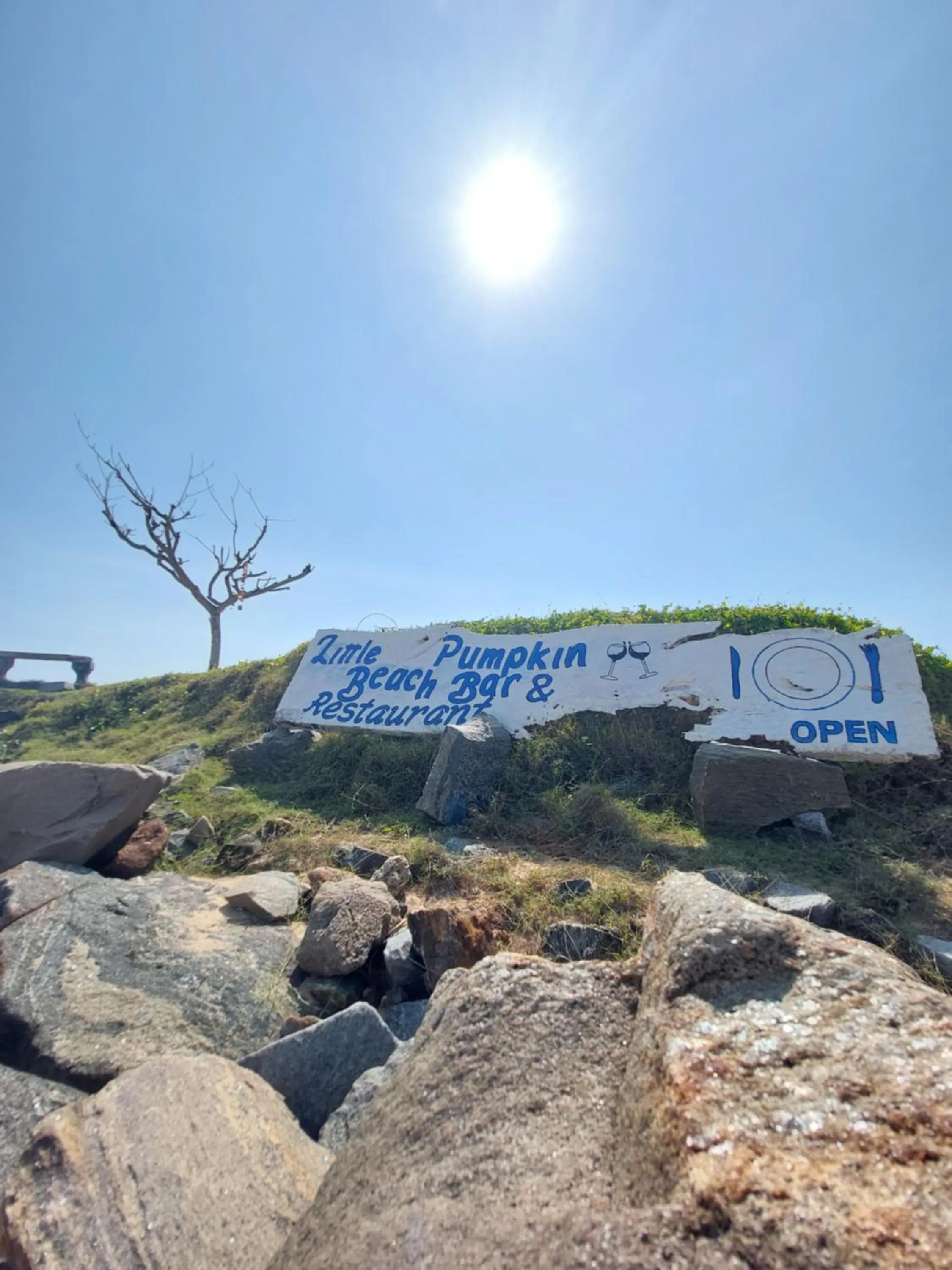 Beach in Little Pumpkin Cabanas & seafood restaurant