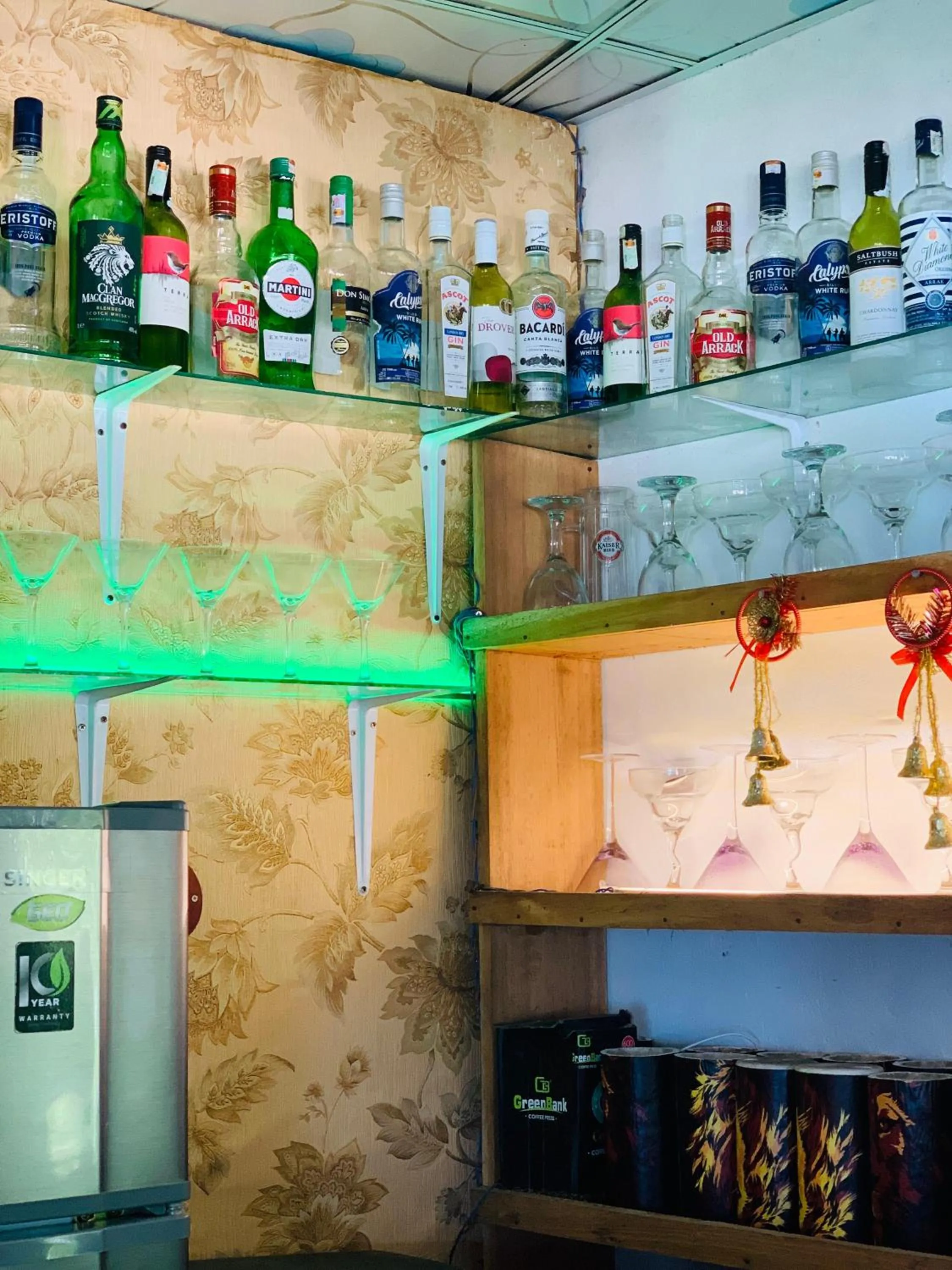 Little Pumpkin Cabanas & seafood restaurant