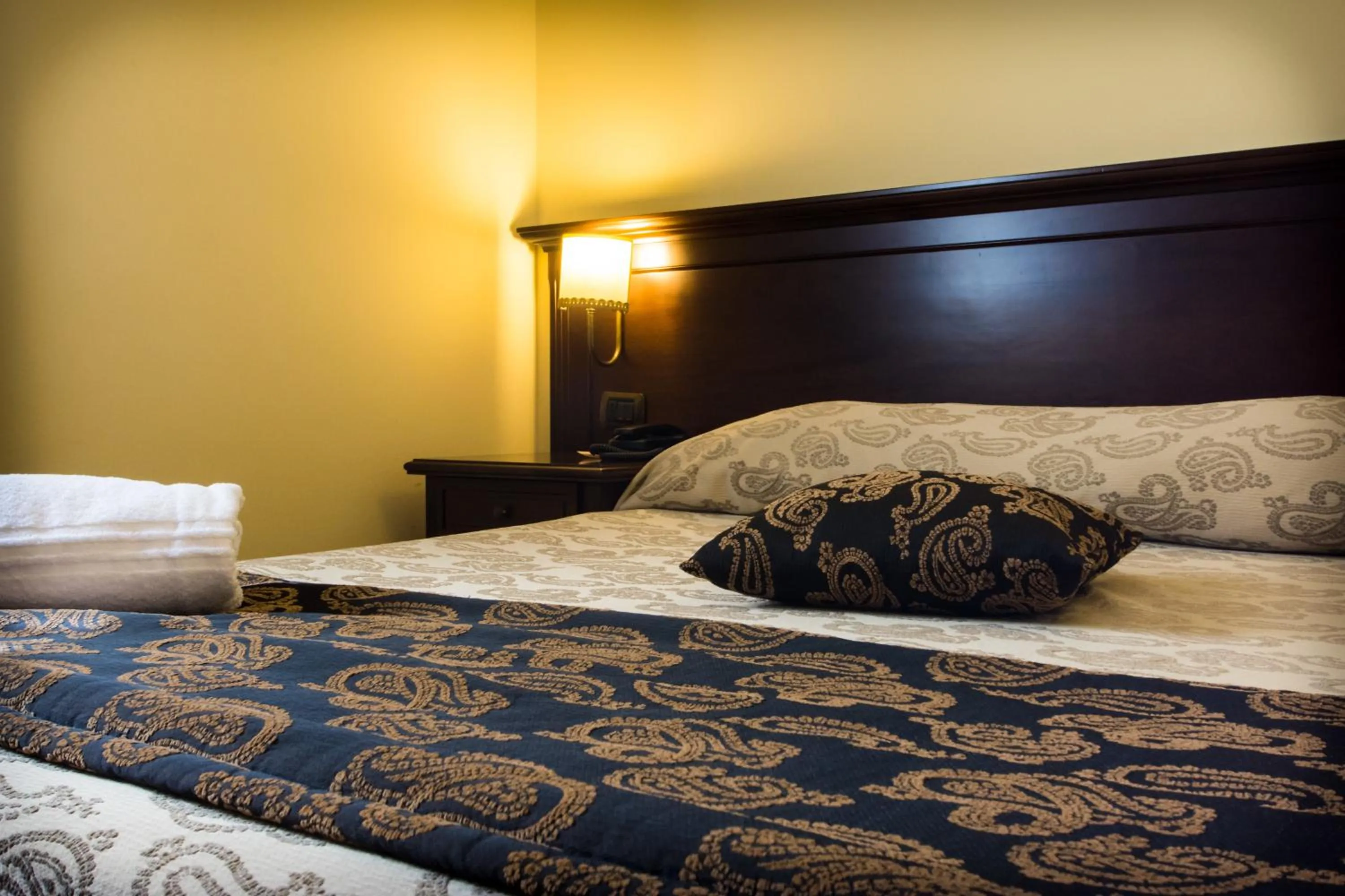 Decorative detail, Bed in Antica Stazione