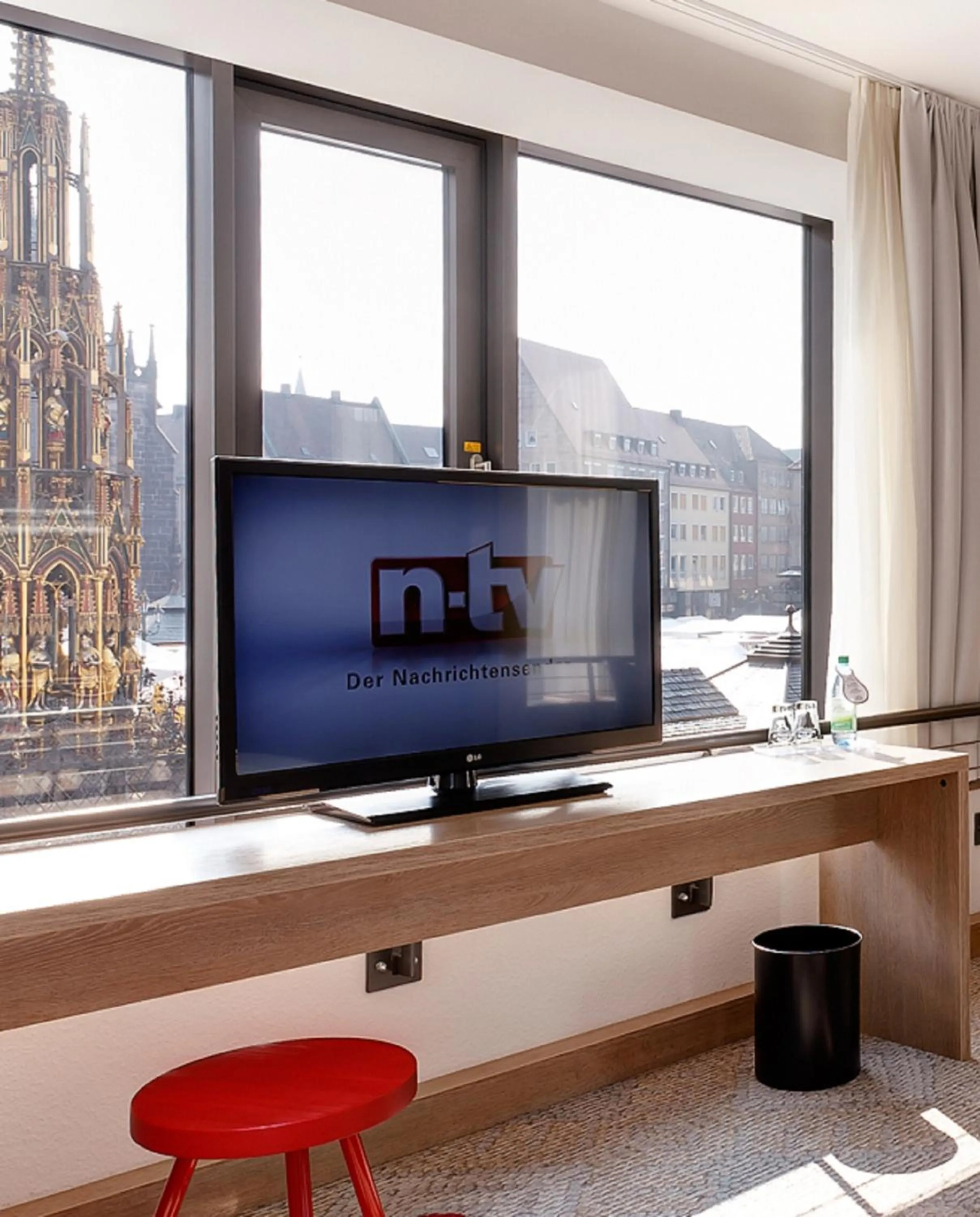 TV and multimedia in Sorat Hotel Saxx Nürnberg