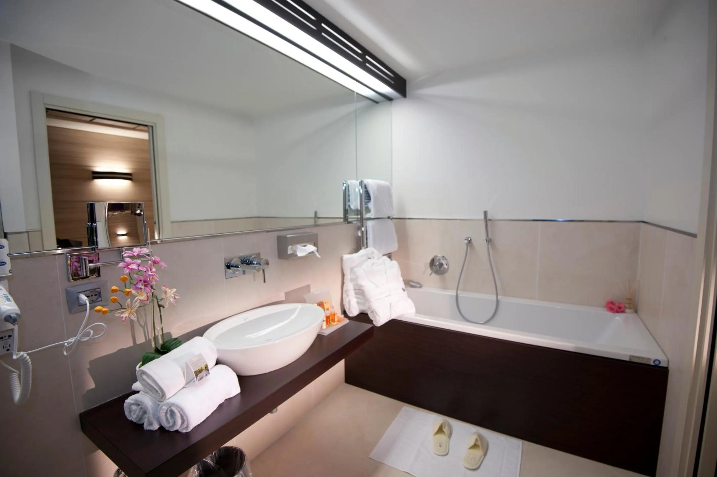 Bathroom in AS Hotel Limbiate Fiera