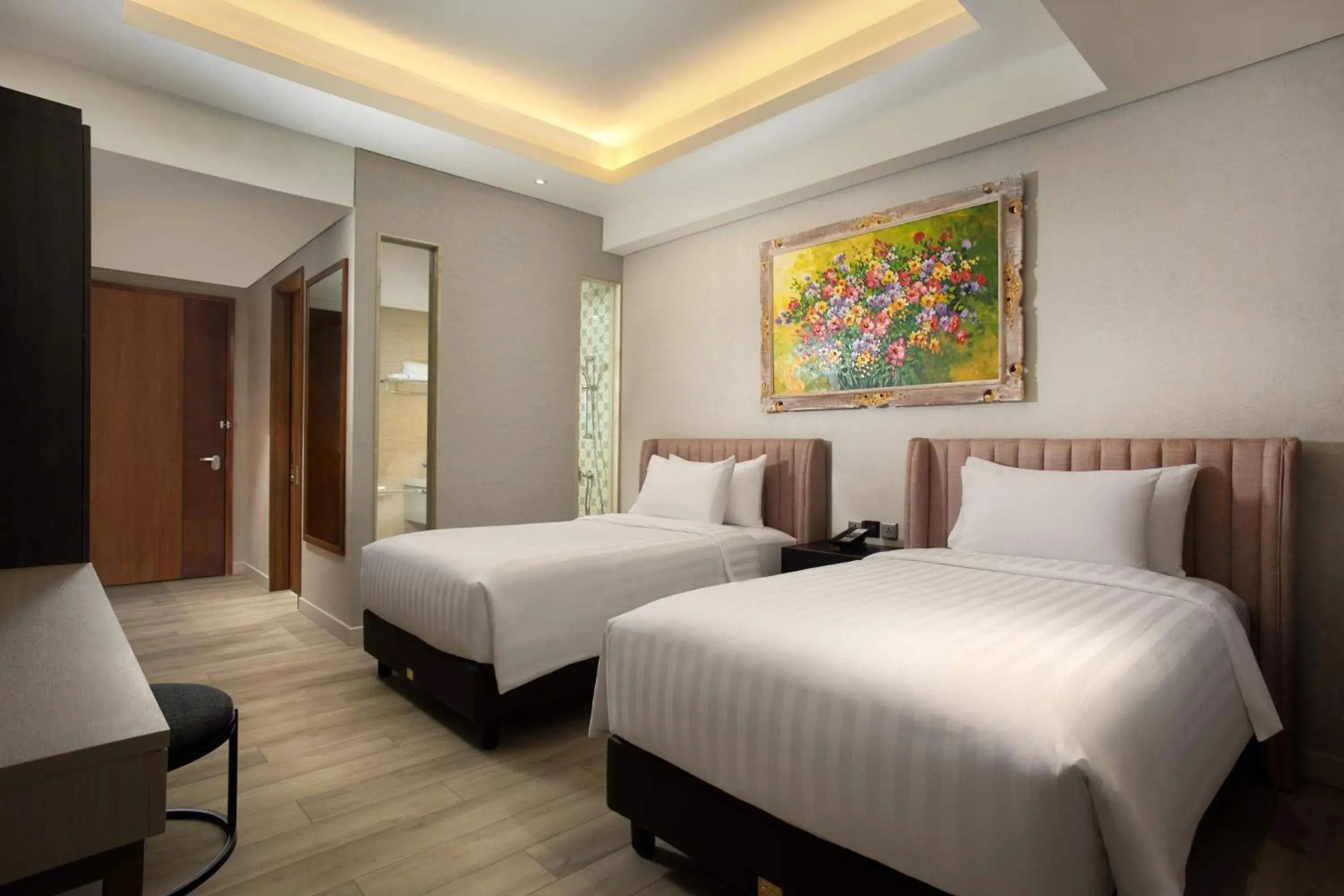Superior Twin Room in Trembesi Hotel Superior Twin Room in Trembesi Hotel