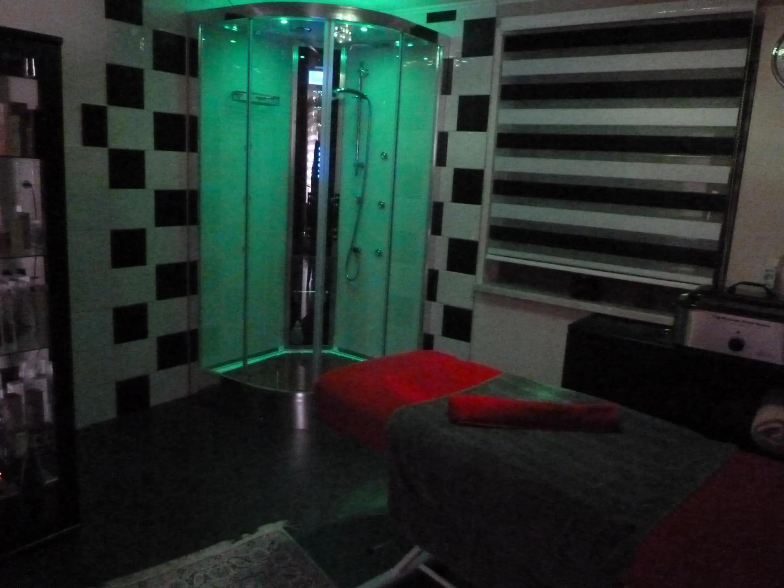 Steam room in Wellnesshaus Waldmünchen