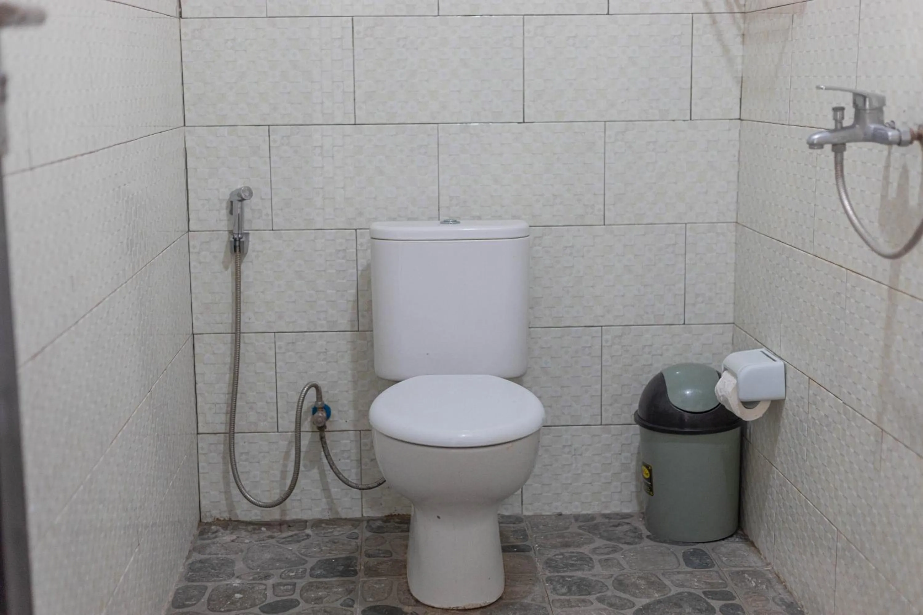 Toilet in The Salang Guest House