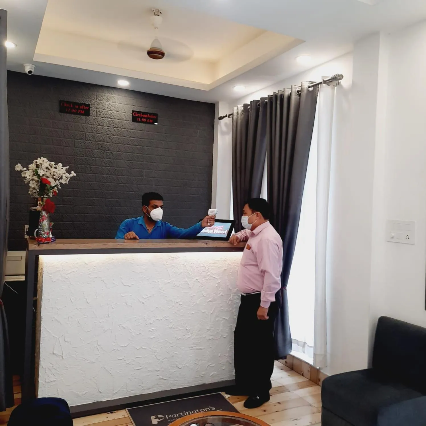 Lobby or reception in Hotel Nisha Nest, Bhopal