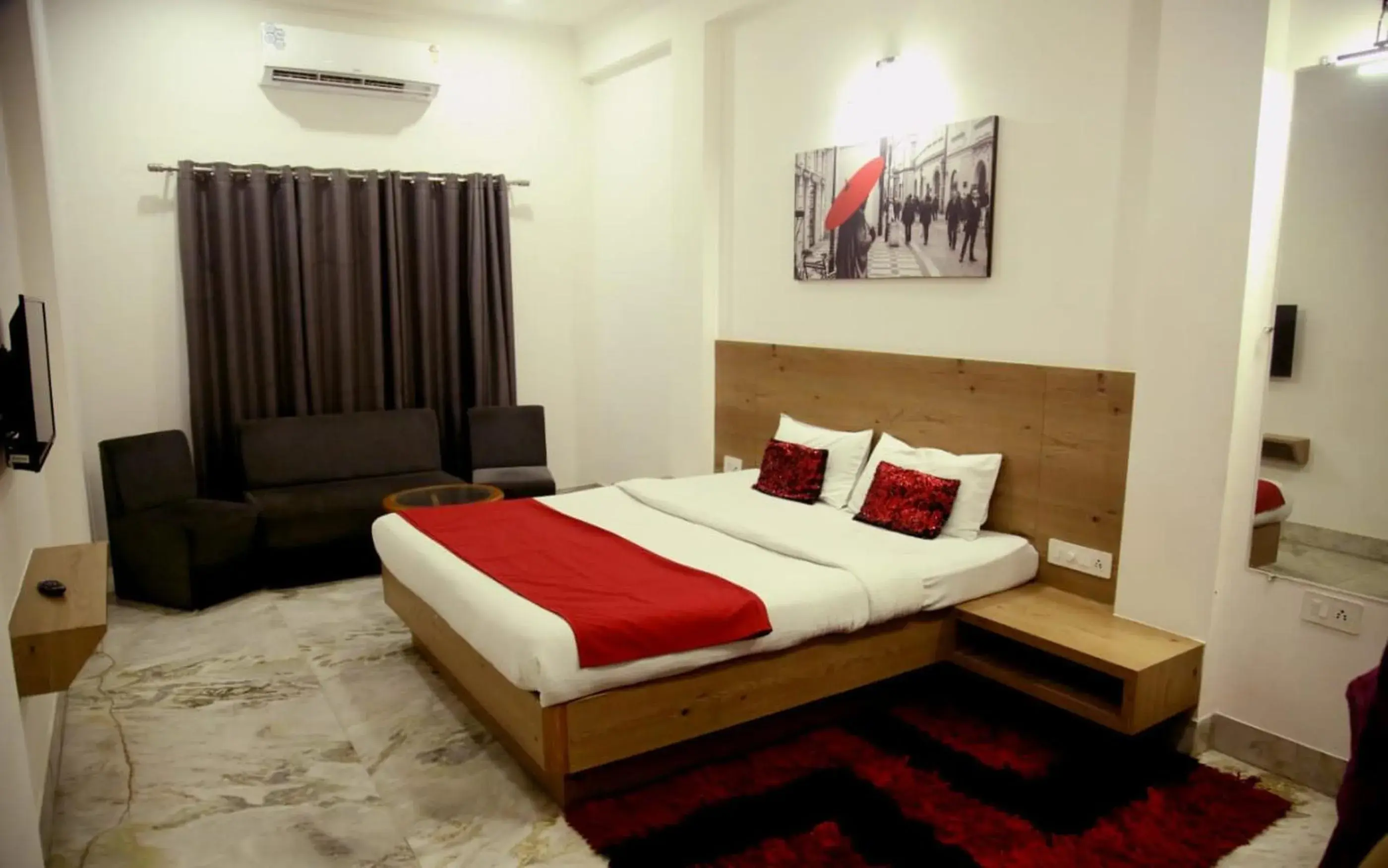 Hotel Nisha Nest, Bhopal Hotel Nisha Nest, Bhopal