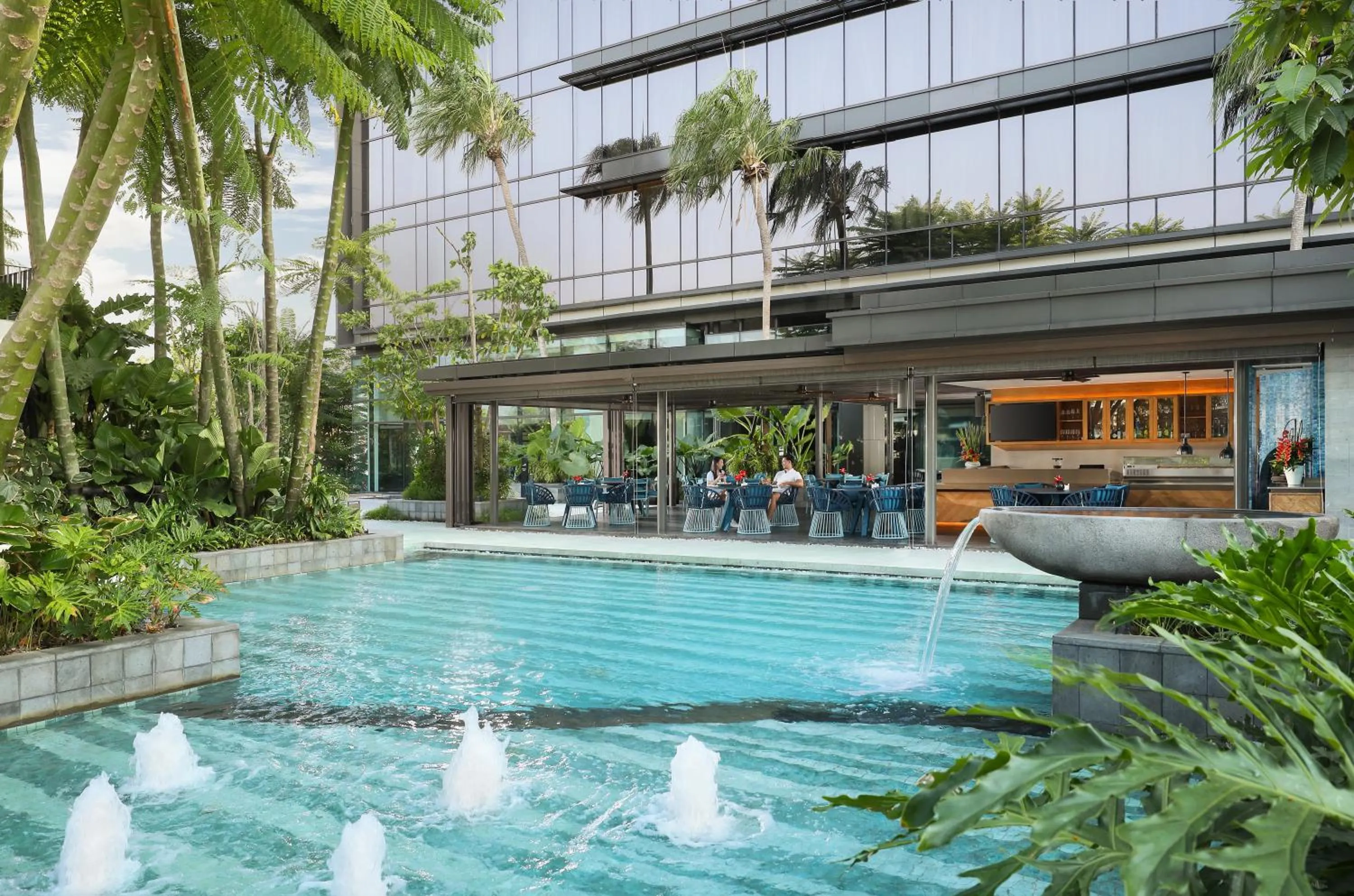 Restaurant/places to eat in Padma Hotel Semarang