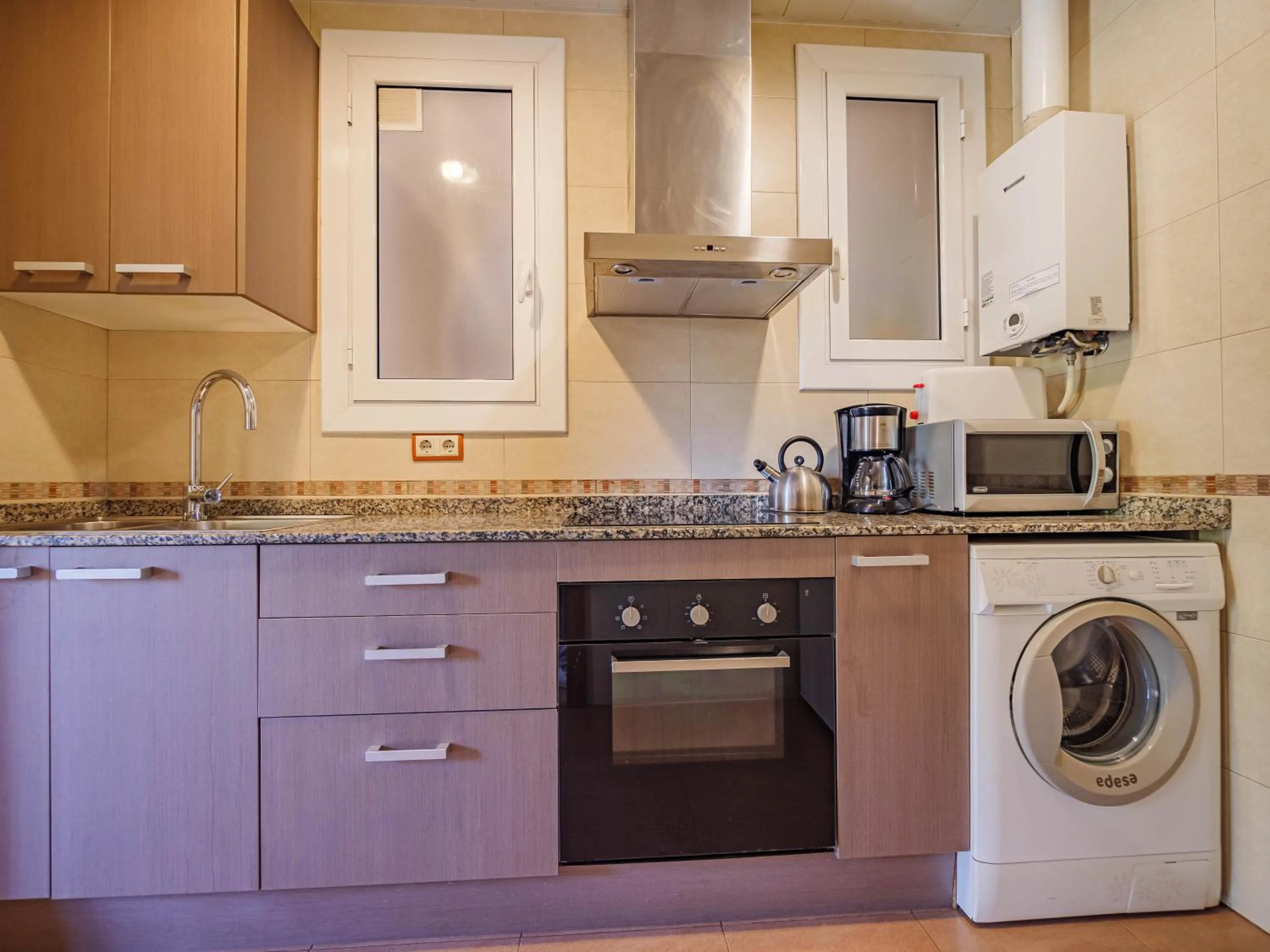 Coffee/tea facilities in Absolute Sagrada Familia