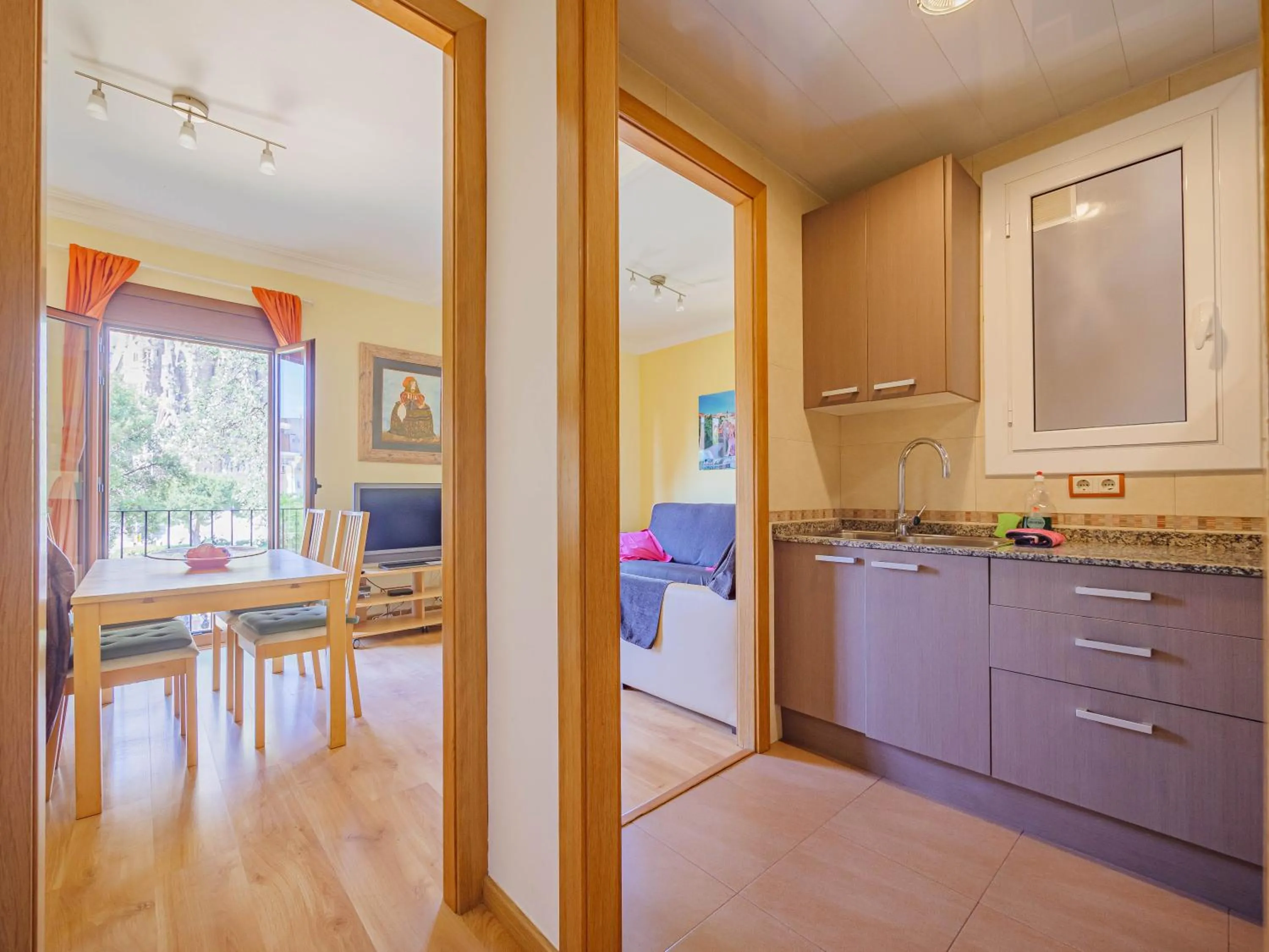 Dining area in Absolute Sagrada Familia