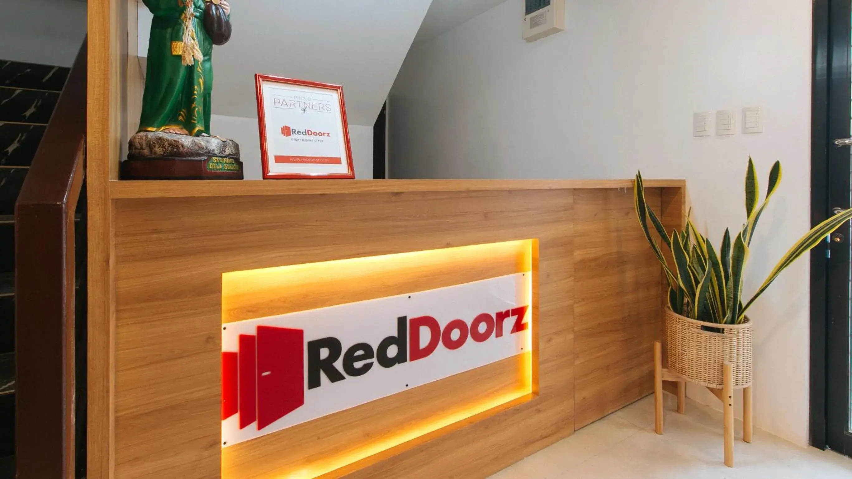Lobby or reception in RedDoorz near UST Sampaloc Manila Lobby or reception in RedDoorz near UST Sampaloc Manila