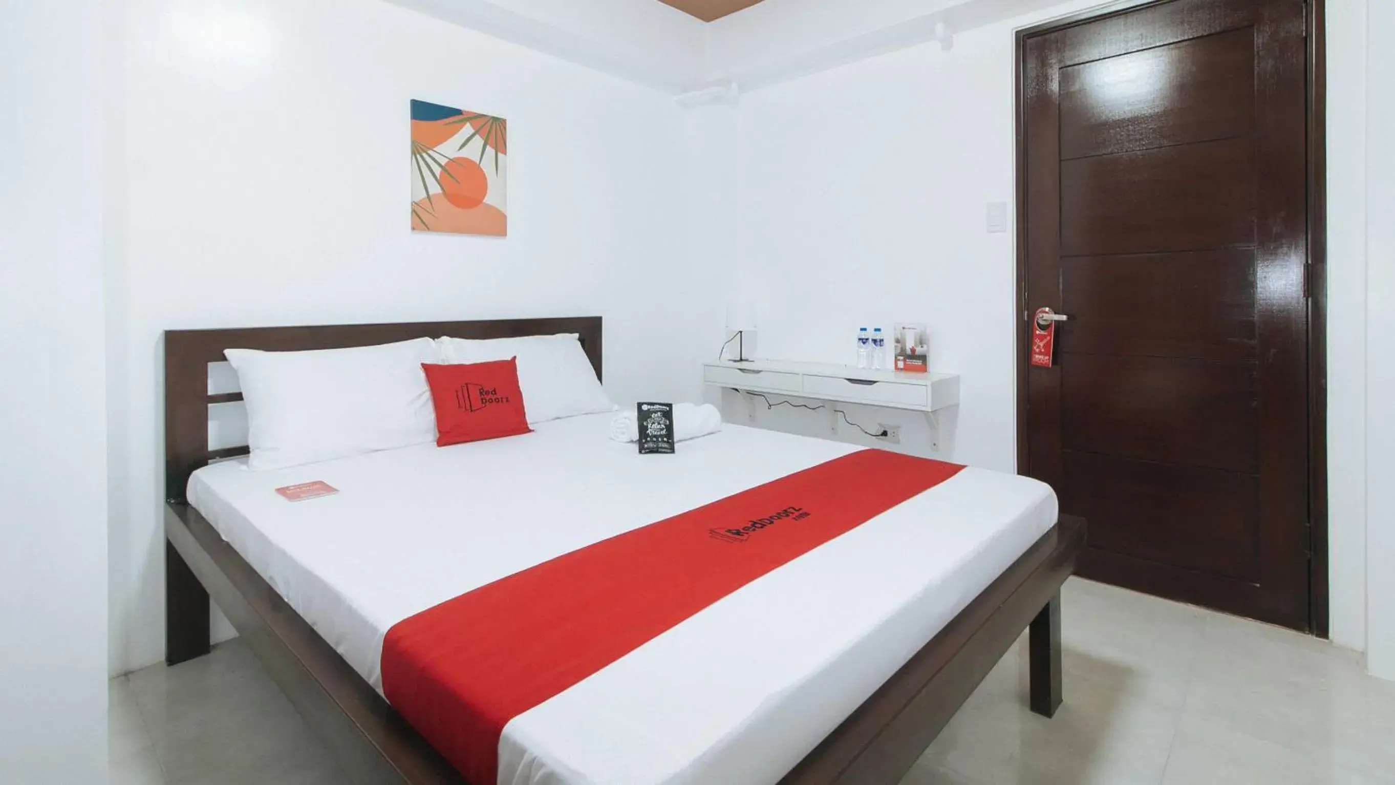 Bed in RedDoorz near UST Sampaloc Manila Bed in RedDoorz near UST Sampaloc Manila