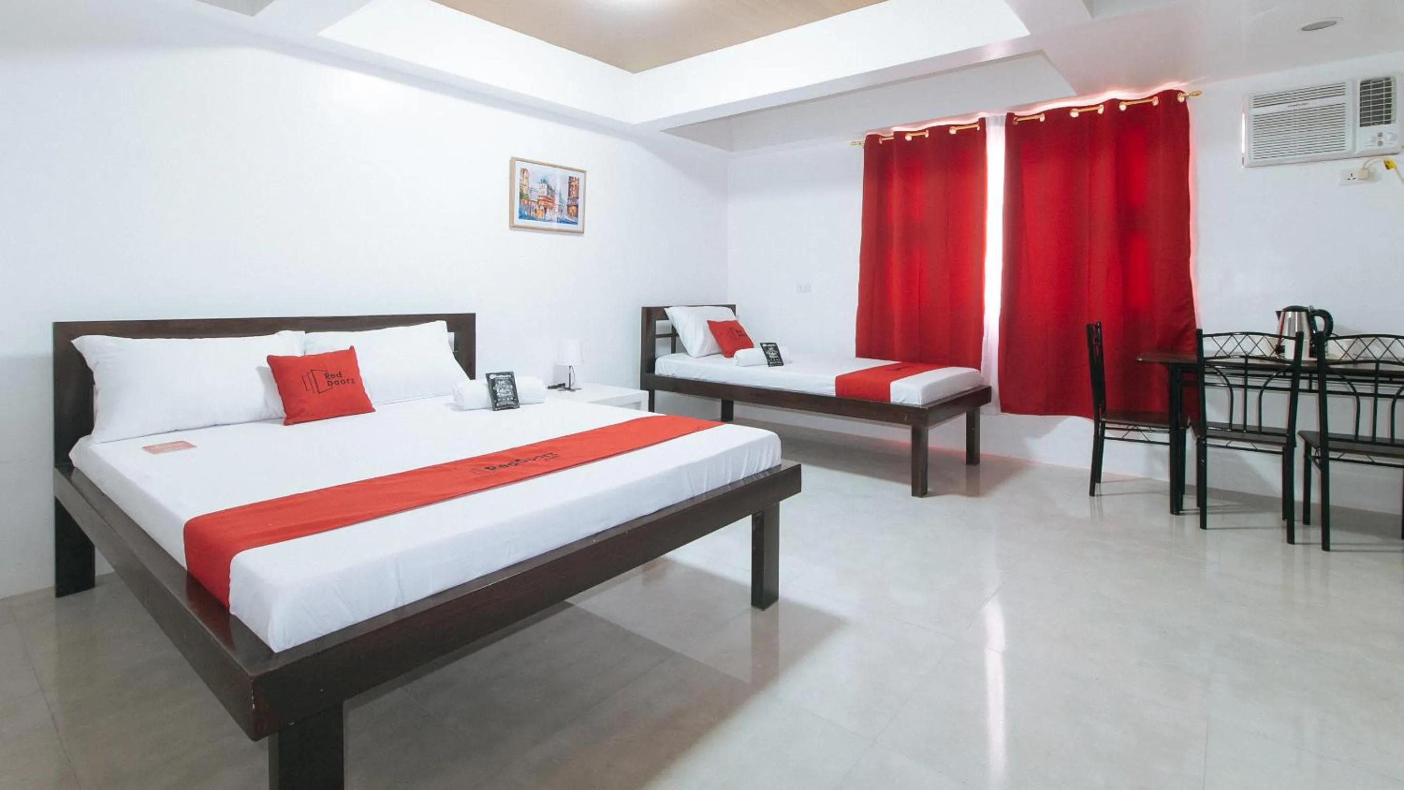 Bed in RedDoorz near UST Sampaloc Manila