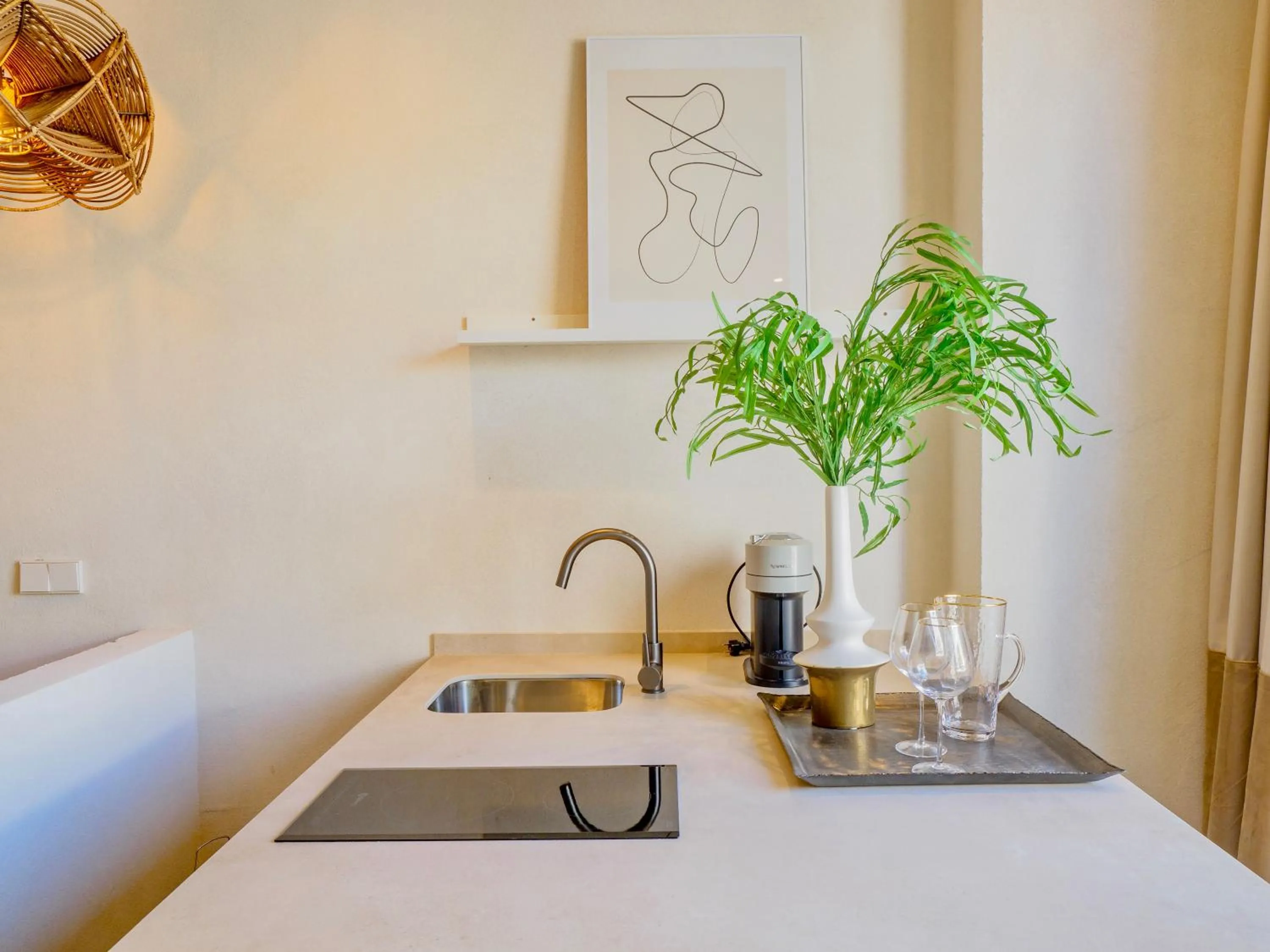 kitchen, Bed in Comfy Studios Hotel