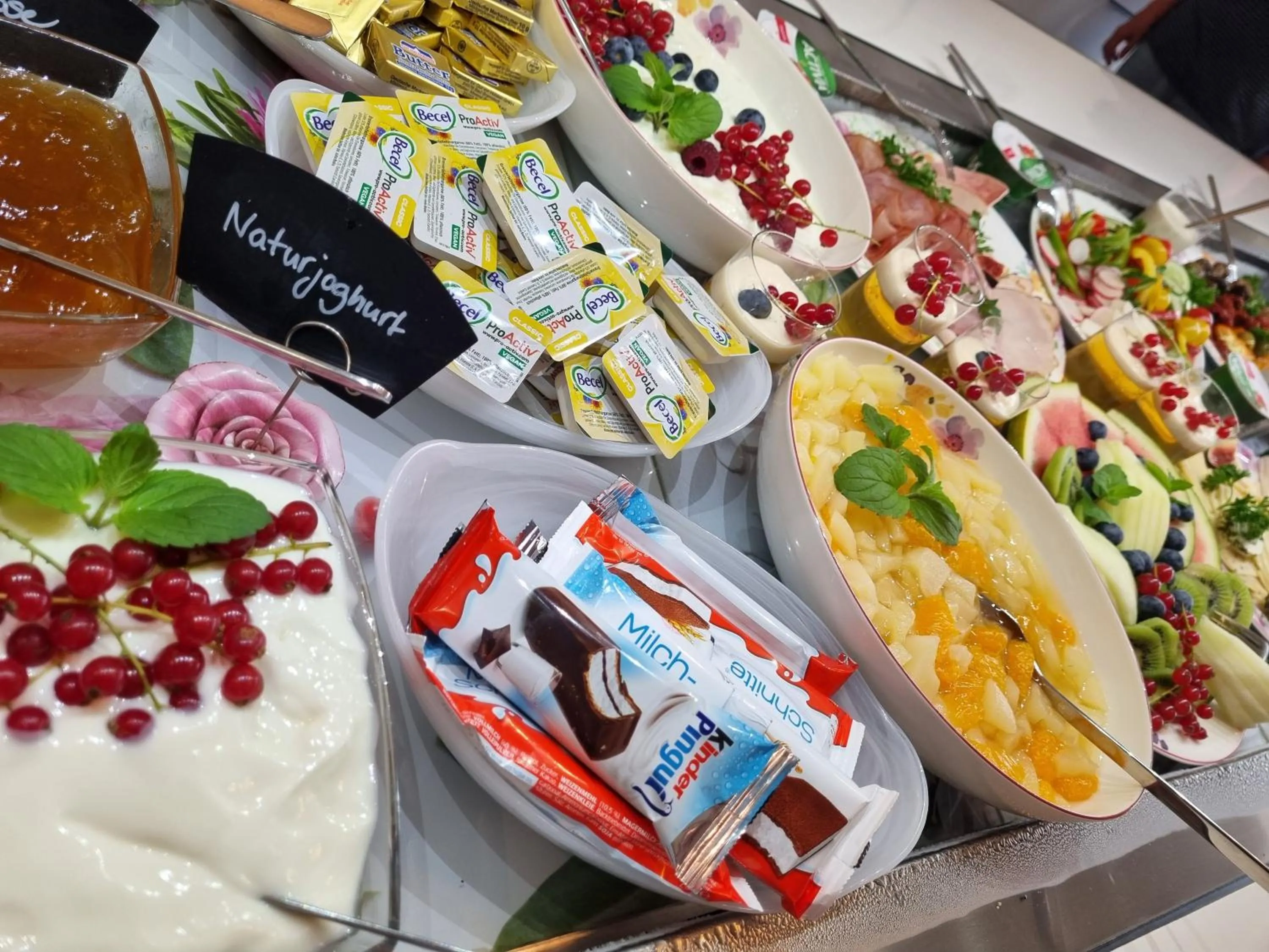 Breakfast in Hotel Waterkant