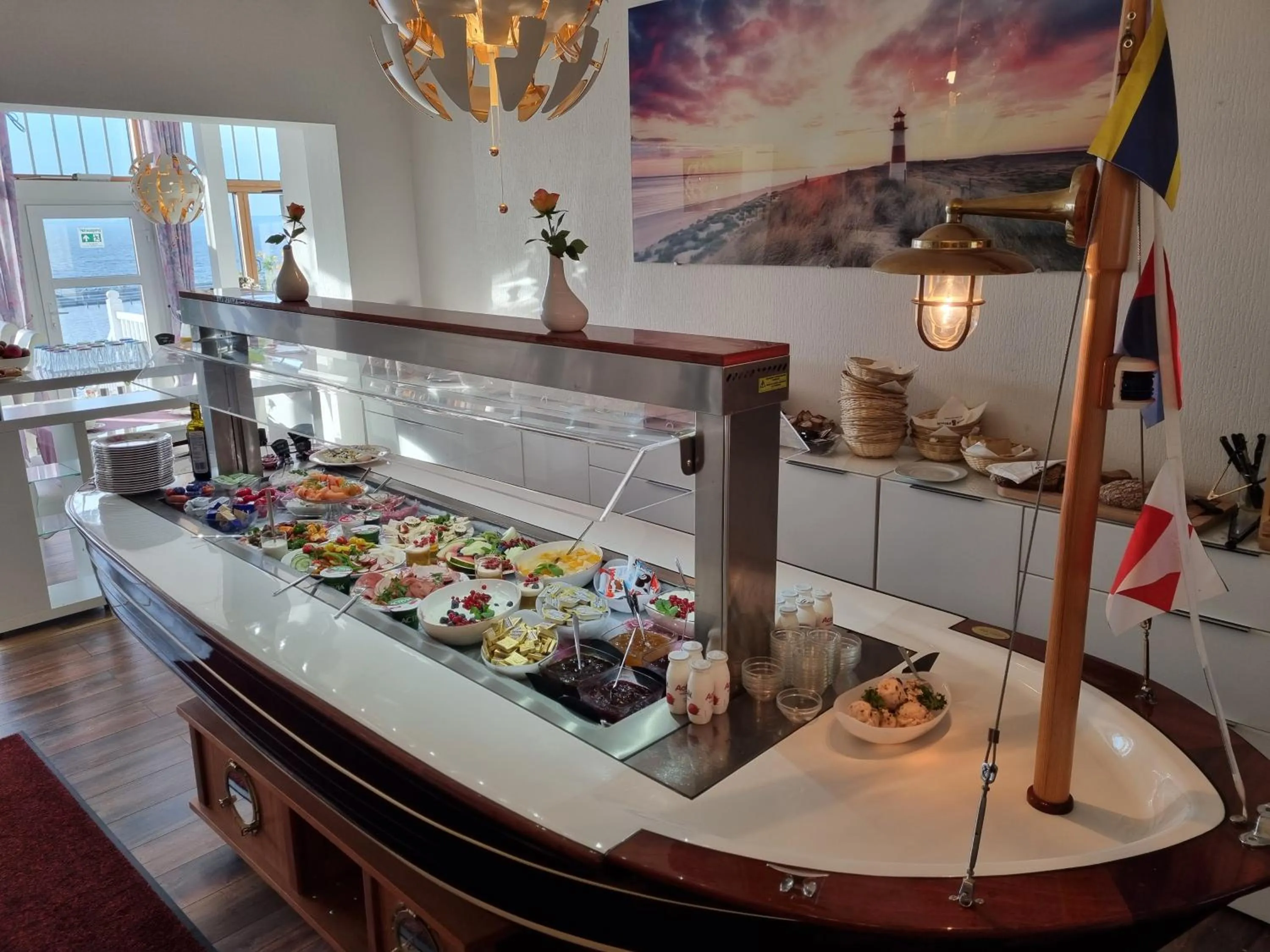 Buffet breakfast in Hotel Waterkant