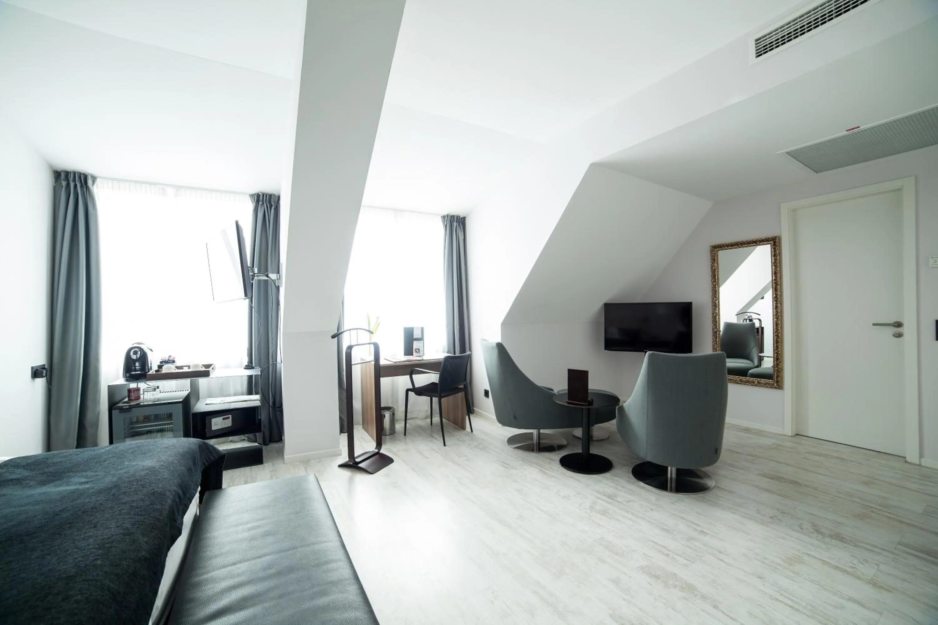 TV and multimedia in Catalonia Berlin Mitte