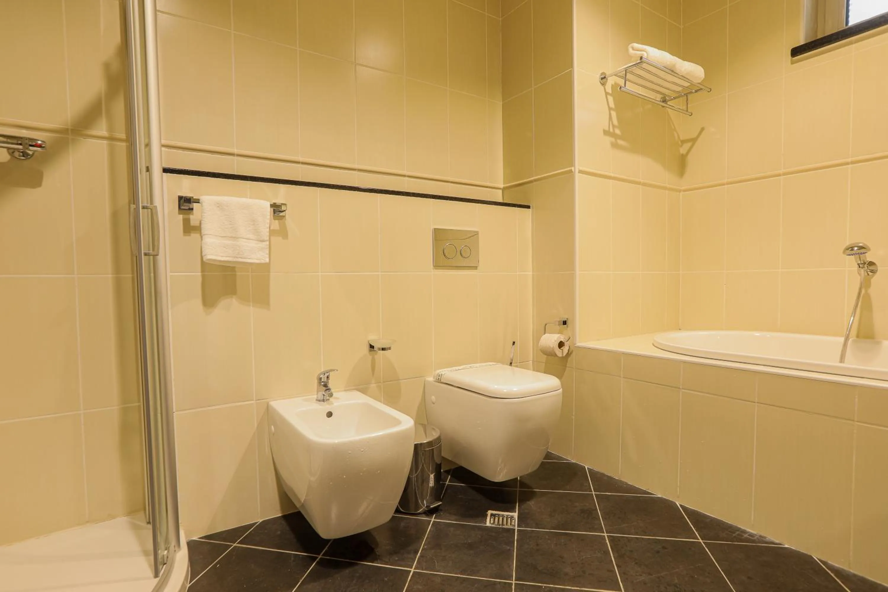 Deluxe Suite in Heliconia Park Port Harcourt Hotel and Suites