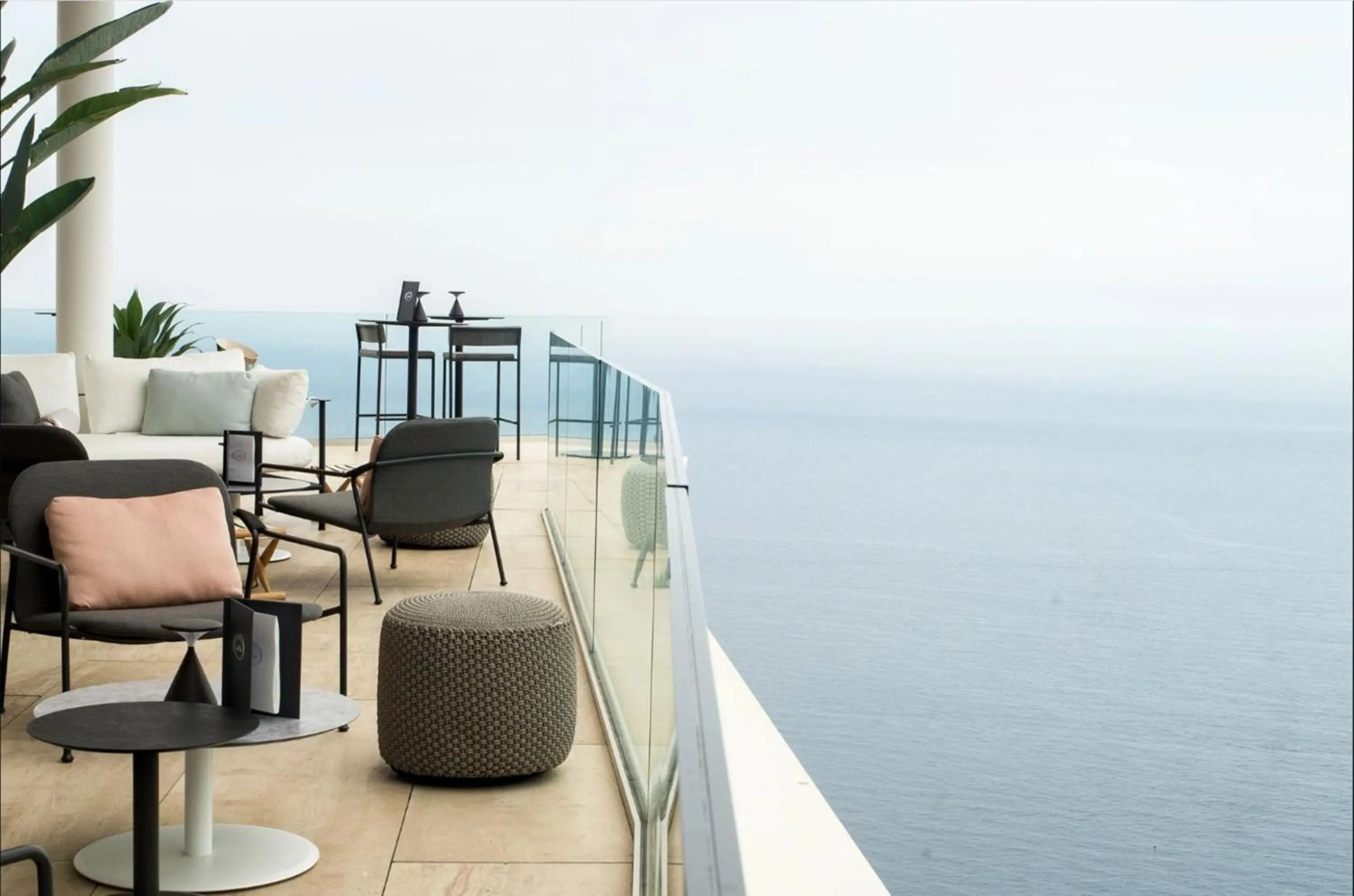 Lounge or bar in The Maybourne Riviera, Maybourne