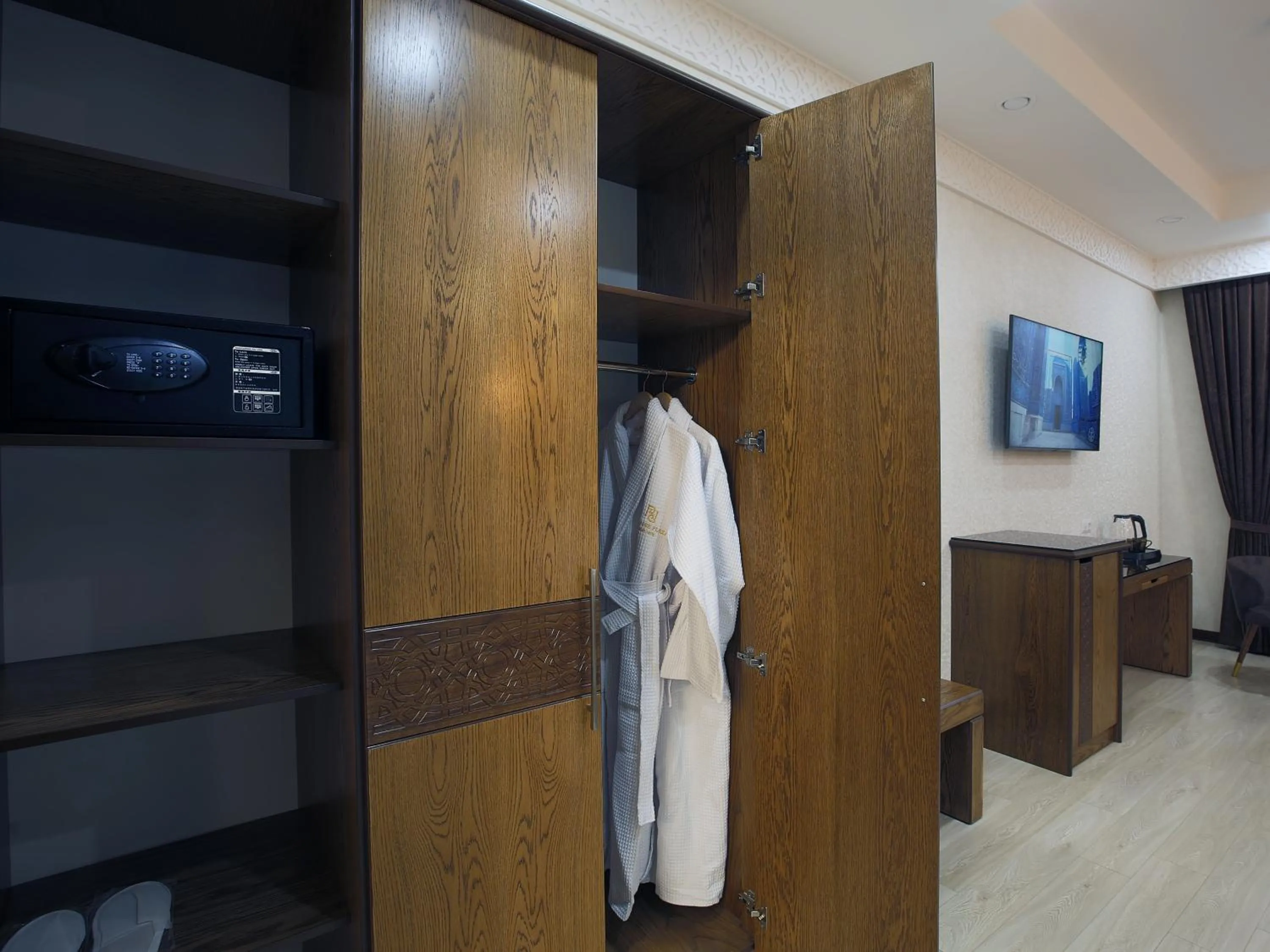 safe in Paradise Plaza Luxury Hotel