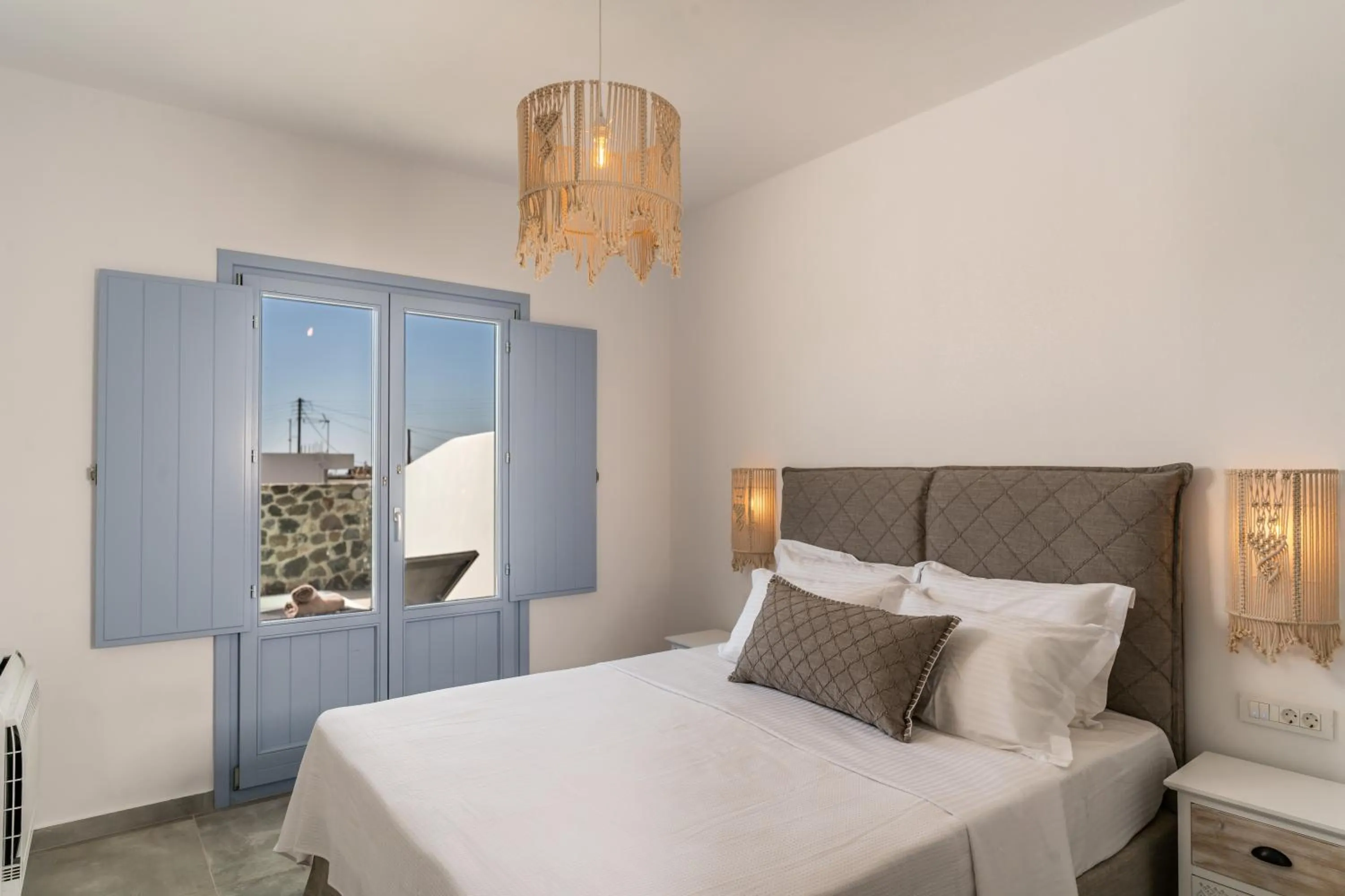 Bed in SantoRossa Luxury Villas