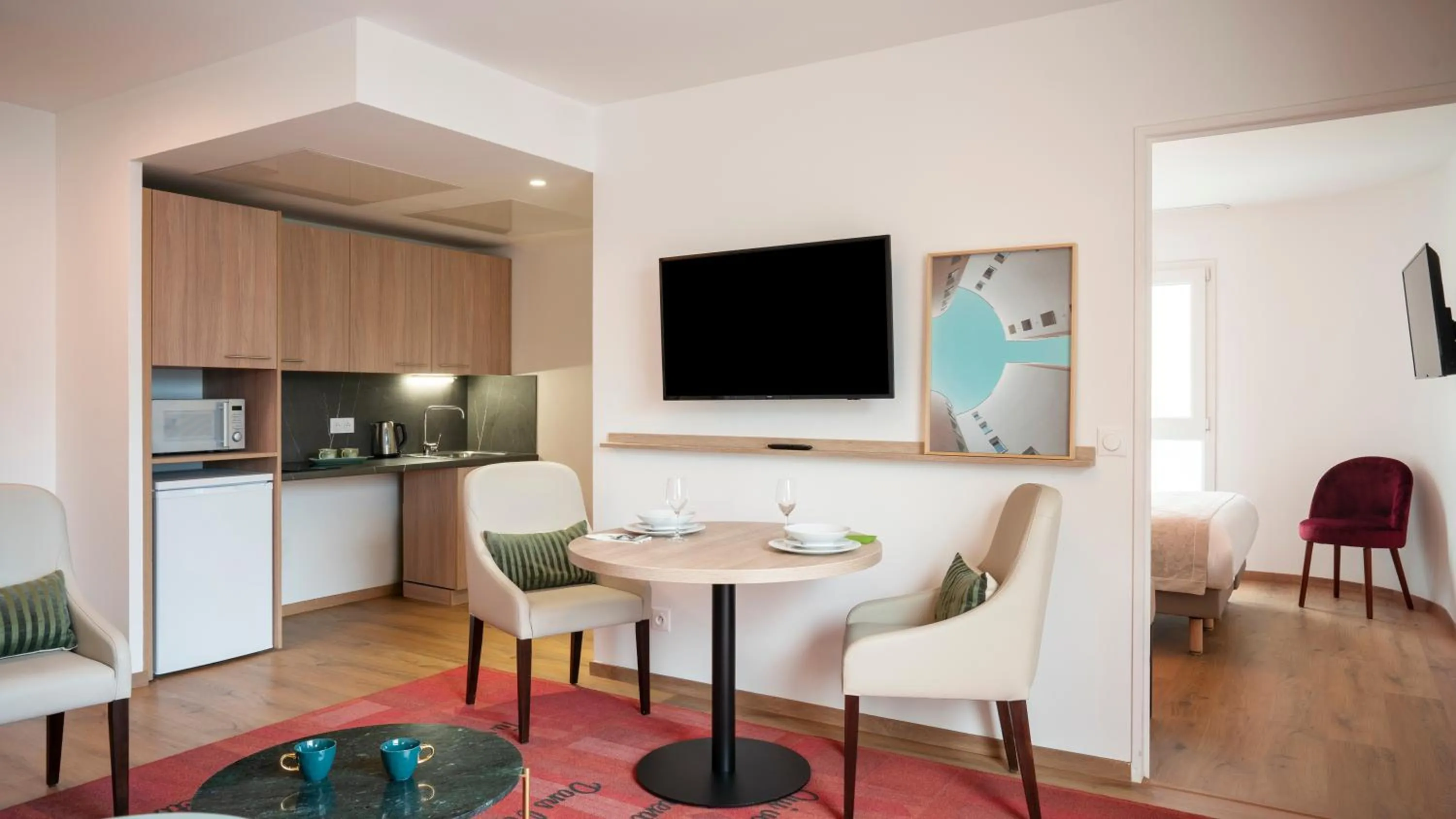 Dining area in Residhome Quai d’Ivry