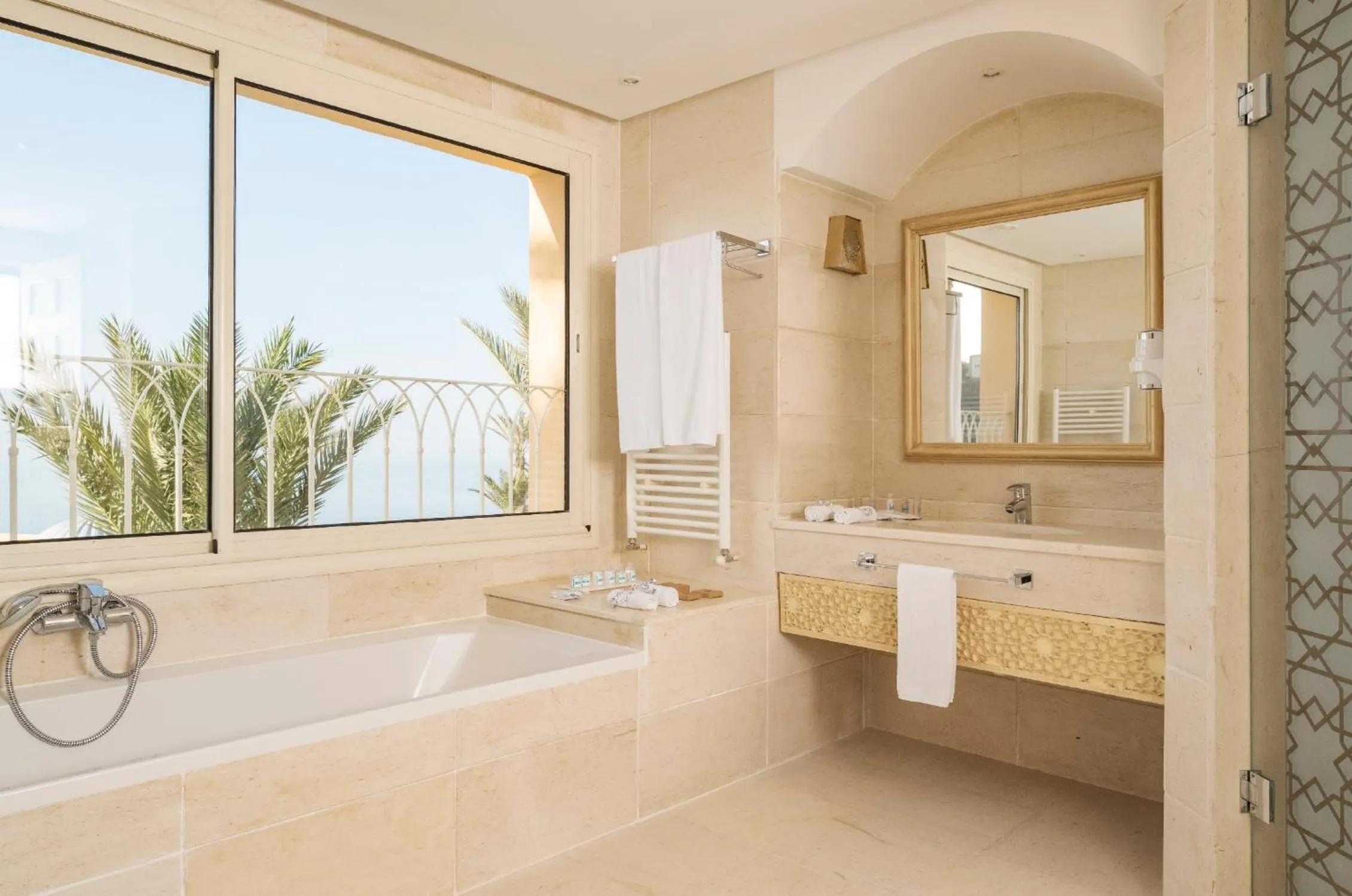 Bathroom in Royal Tulip Korbous Bay Thalasso & Springs