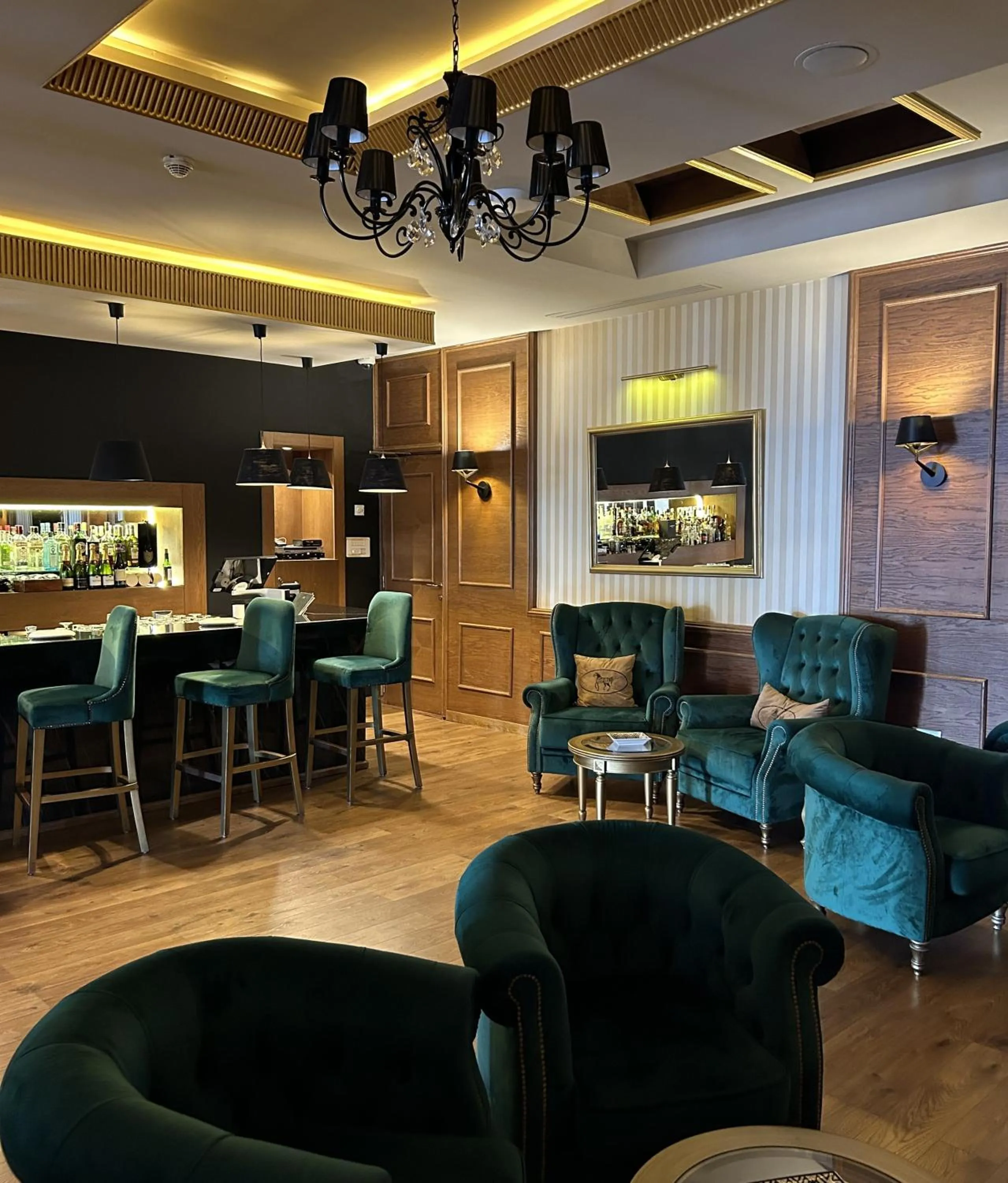 Lounge or bar in Royal Tulip Korbous Bay Thalasso & Springs